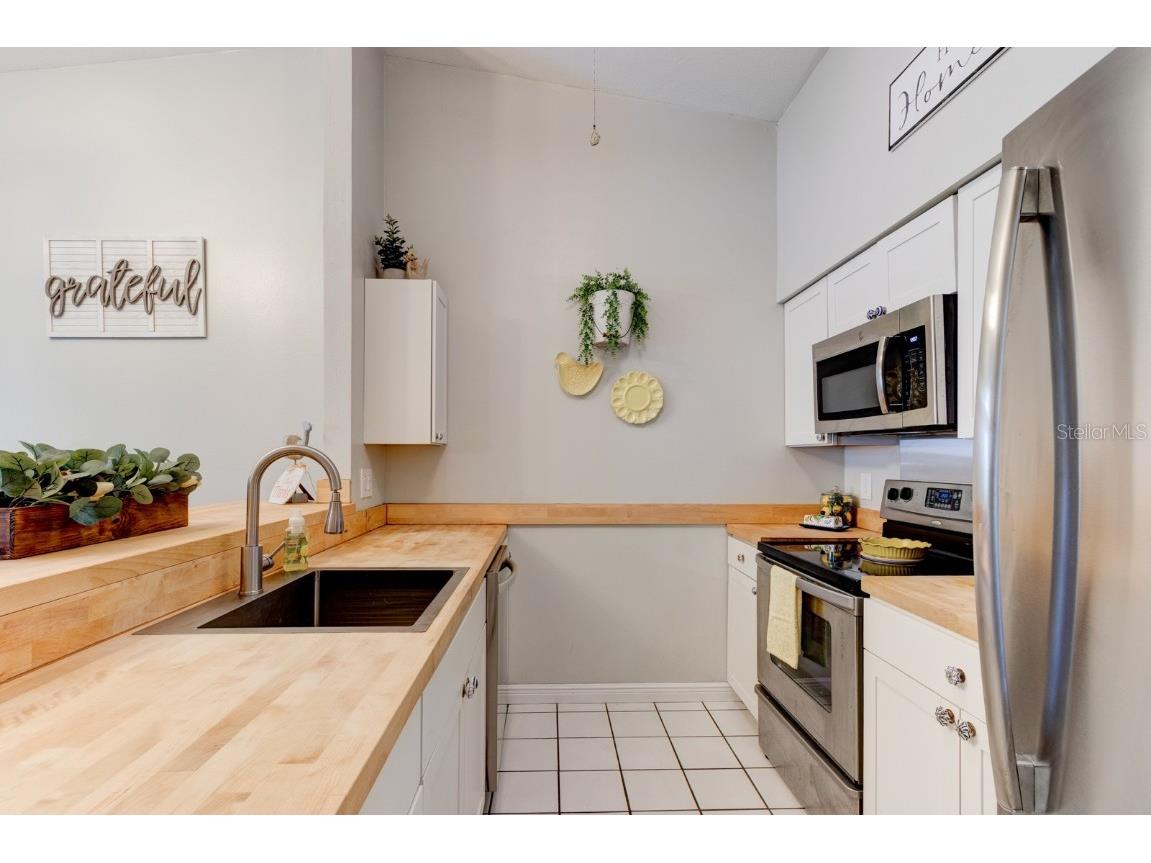 1504 Heritage Lane Daytona Beach FL 32117 V4945196 image8