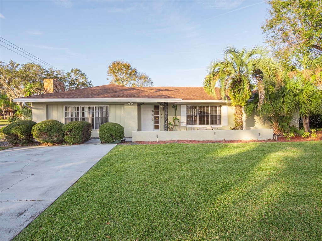 1504 Lagoon Road Lakeland FL 33803 L4934947 image1