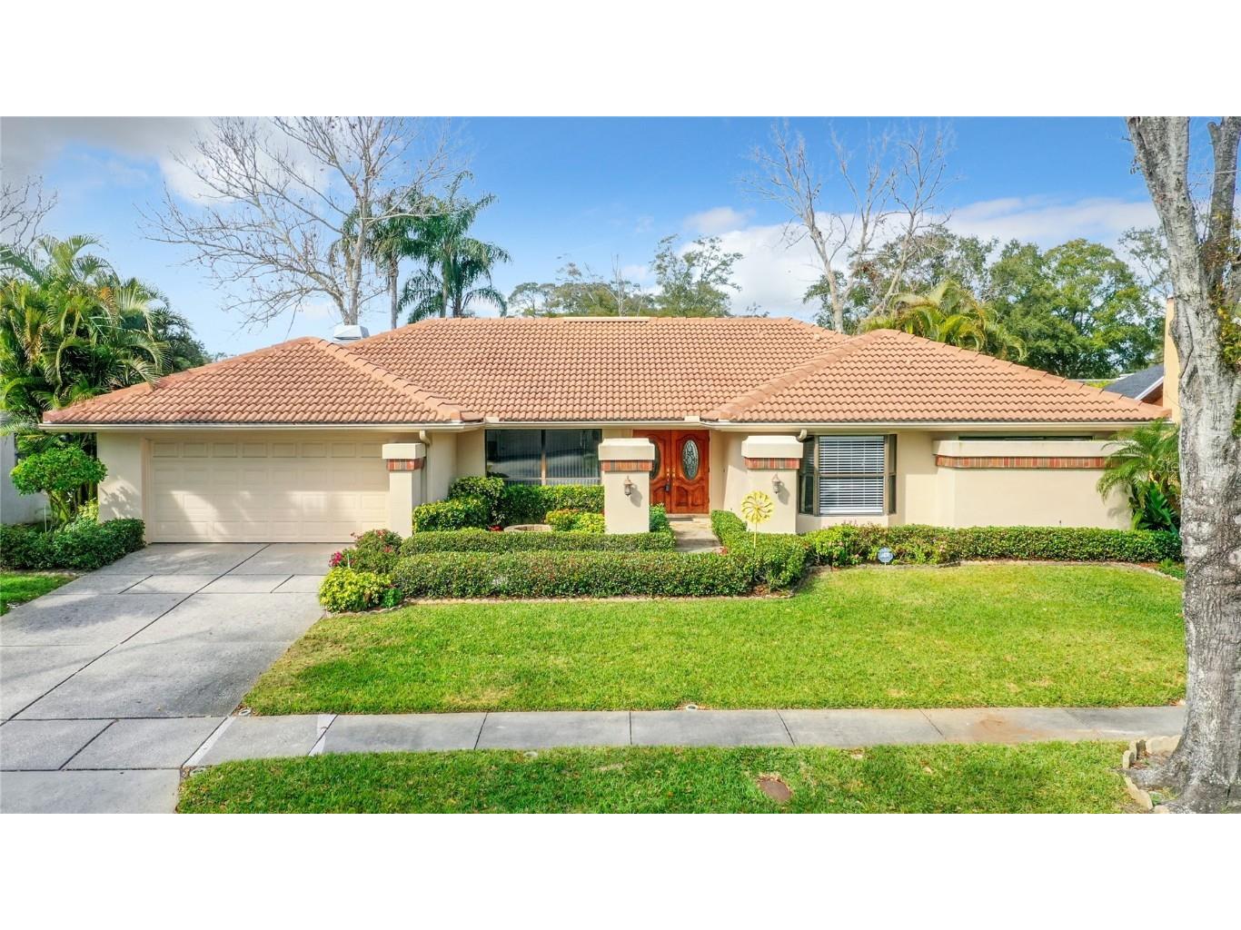 1504 Ridge Top Way Clearwater FL 33765 U8187875 image1