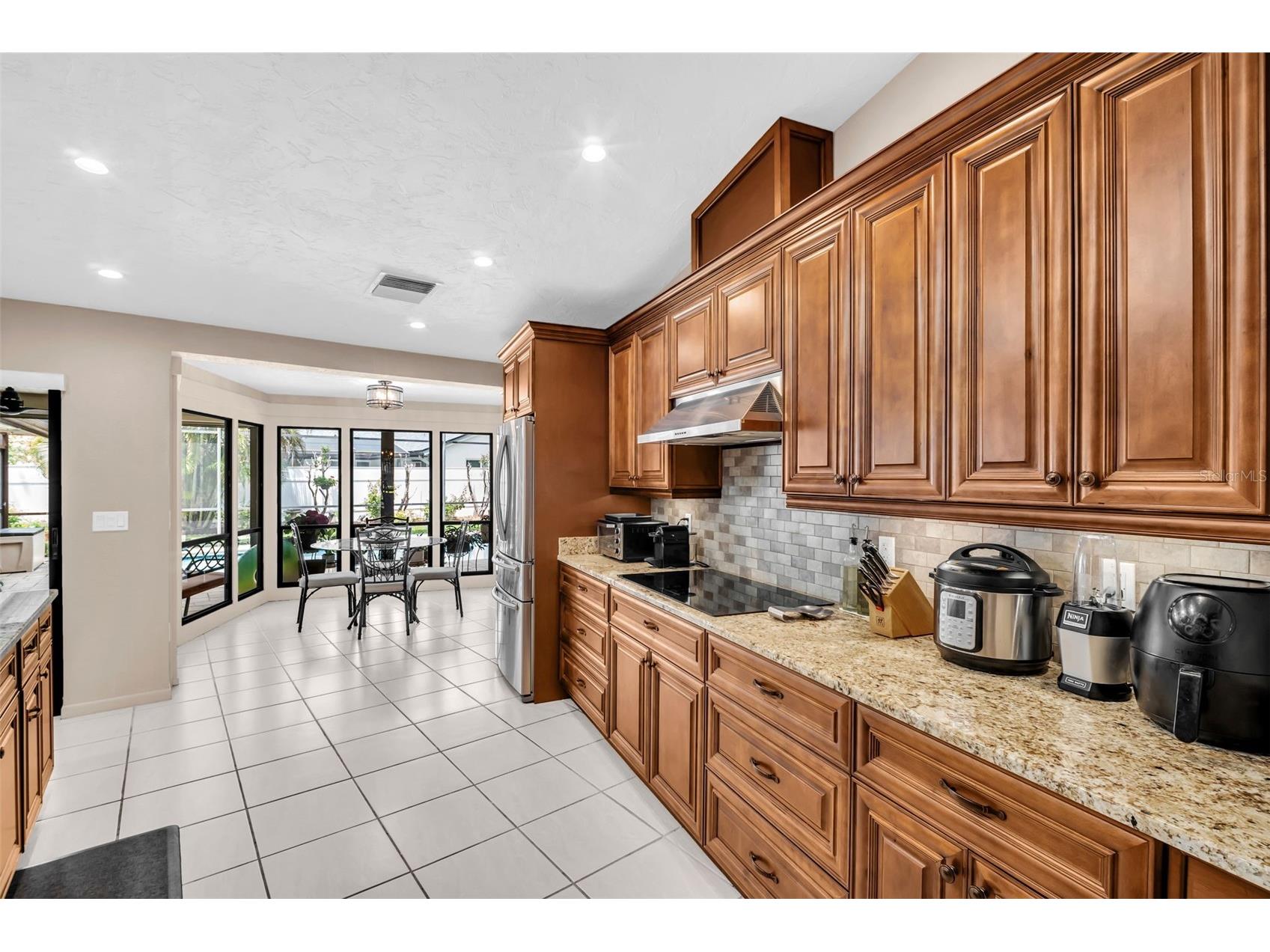 1504 Ridge Top Way Clearwater FL 33765 TB8494390 image17