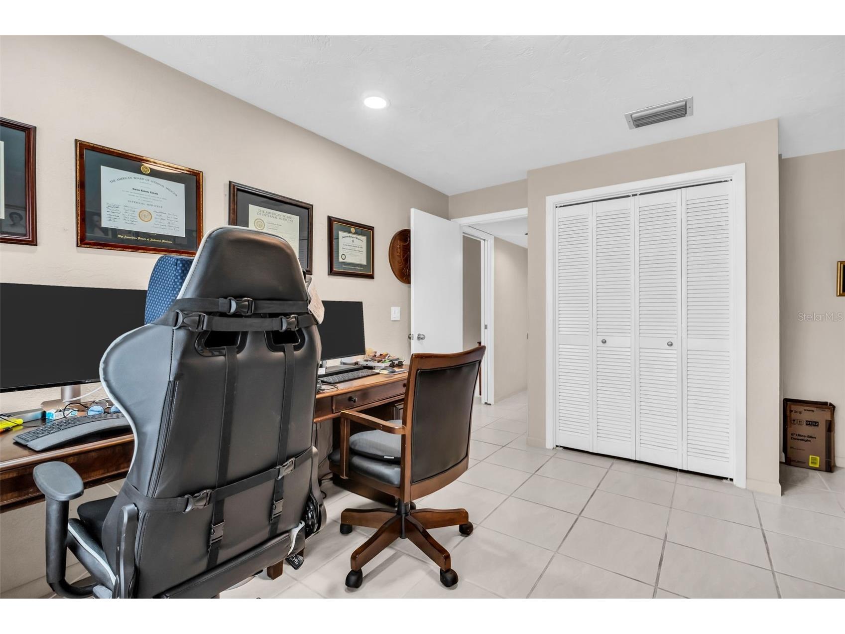 1504 Ridge Top Way Clearwater FL 33765 TB8494390 image42