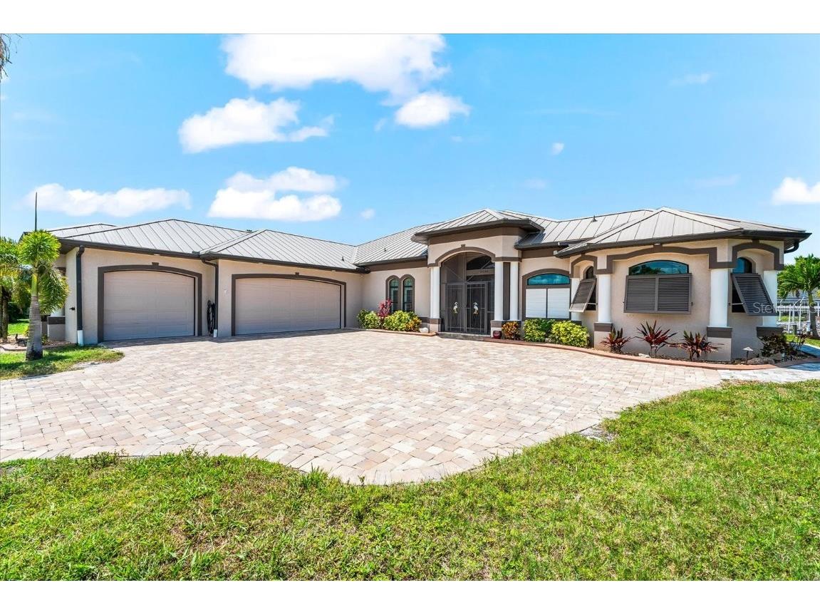 15044 San Domingo Boulevard Port Charlotte FL 33981 - ZEPHYR WATERWAY D6143053 image3