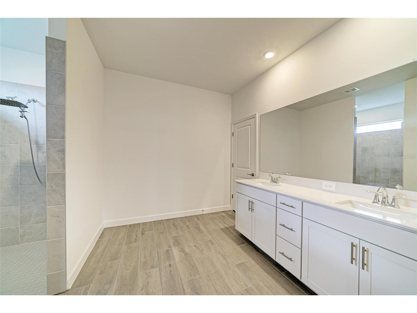 15045 Serene Shores Loop Bradenton FL 34211 A4698279 image39