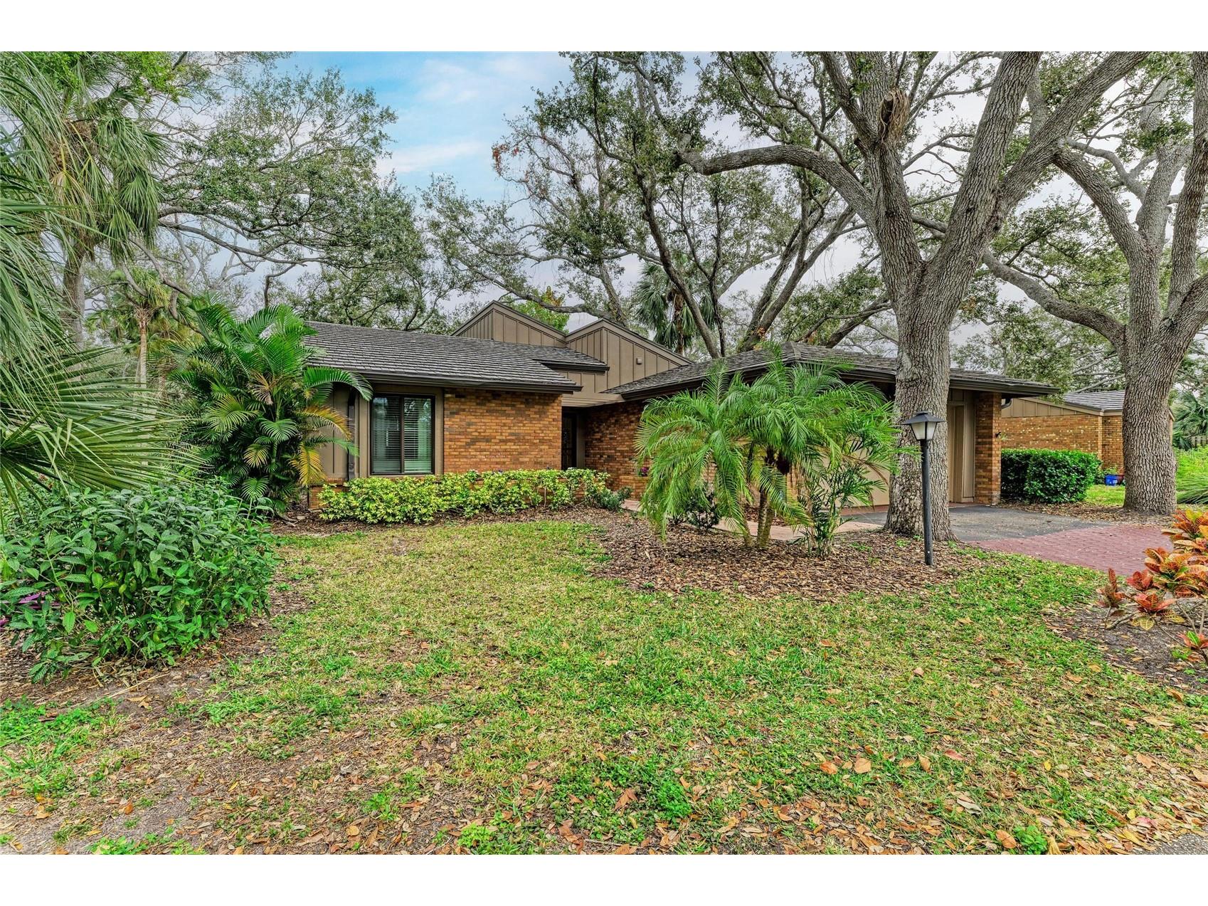1505 Blue Oak Lane Bradenton FL 34209 A4680413 image1