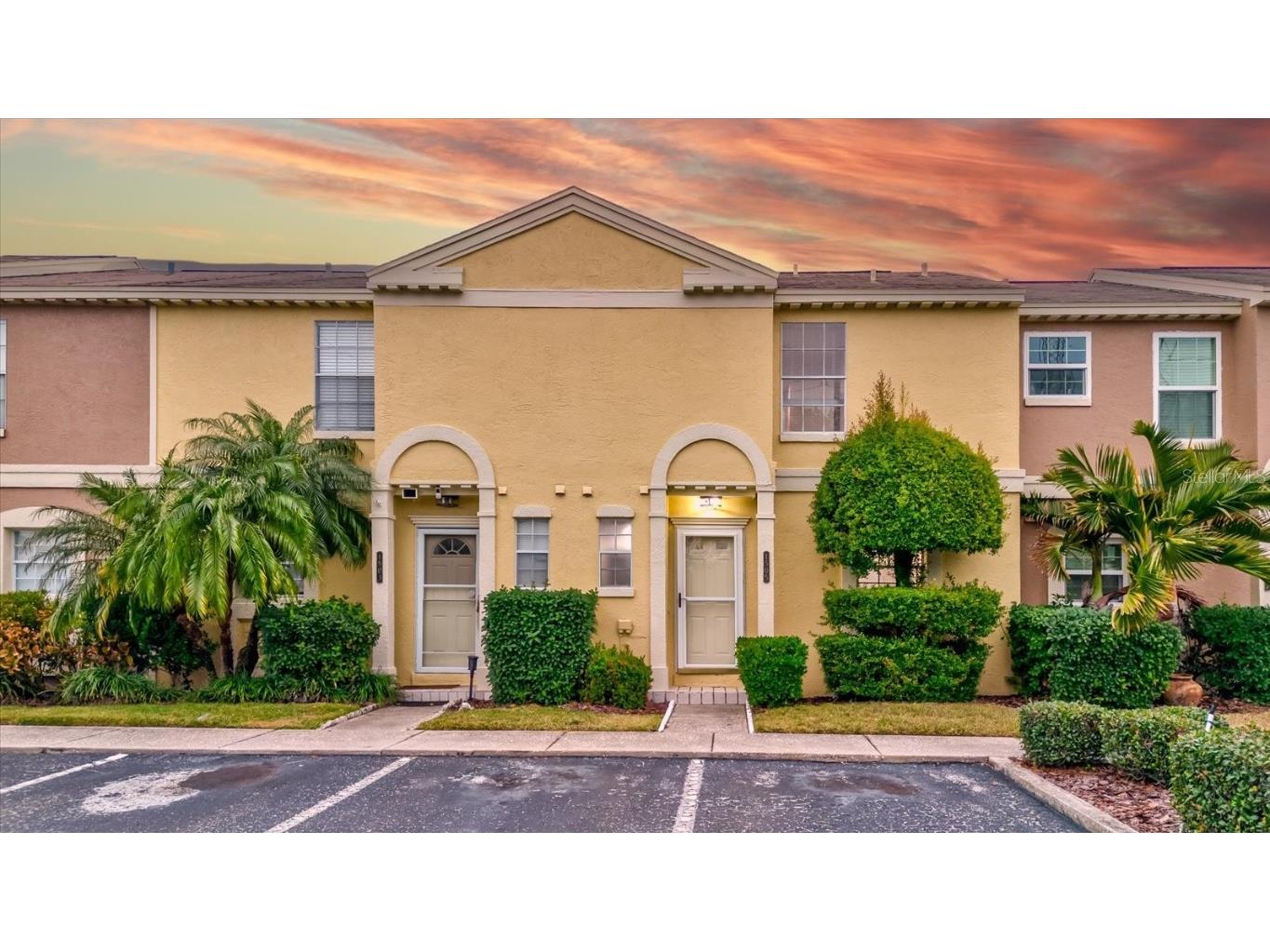 1505 Chateaux De Ville Court Clearwater FL 33764 TB8341920 image1