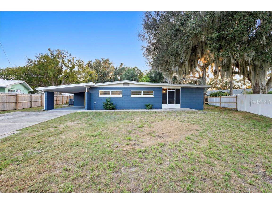 1505 Floradel Avenue Leesburg FL 34748 O6363277 image37