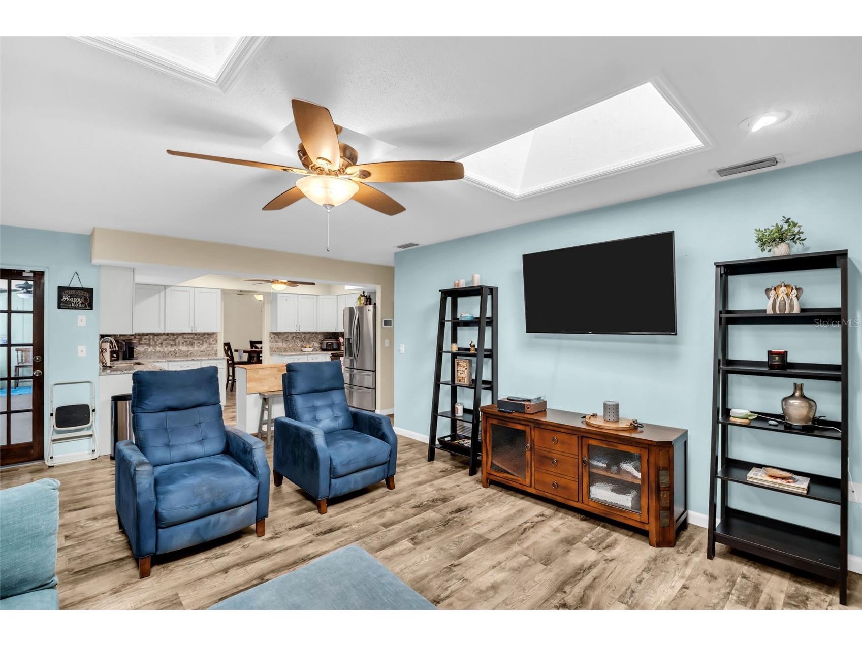 1505 Michigan Avenue Palm Harbor FL 34683 TB8496323 image16