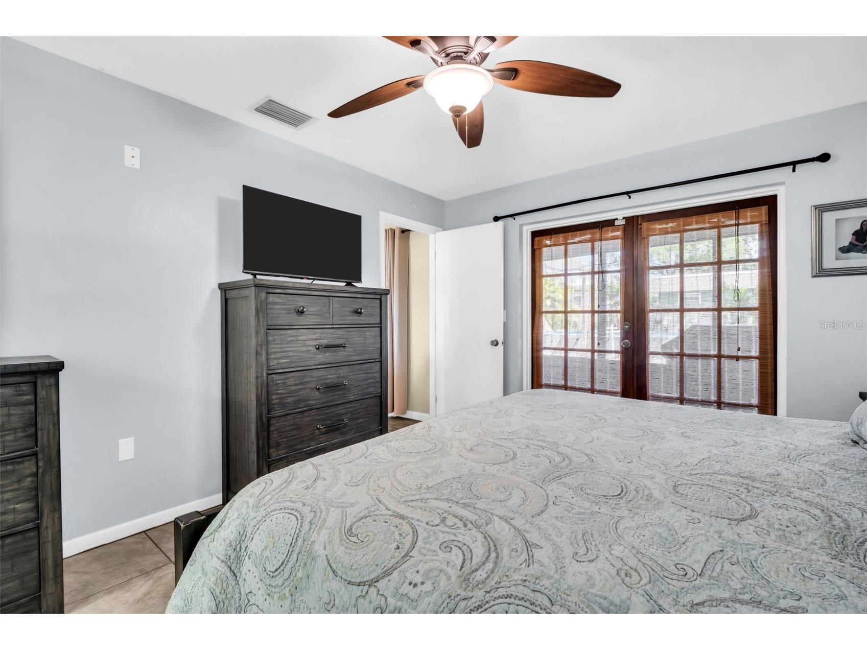 1505 Michigan Avenue Palm Harbor FL 34683 TB8496323 image18