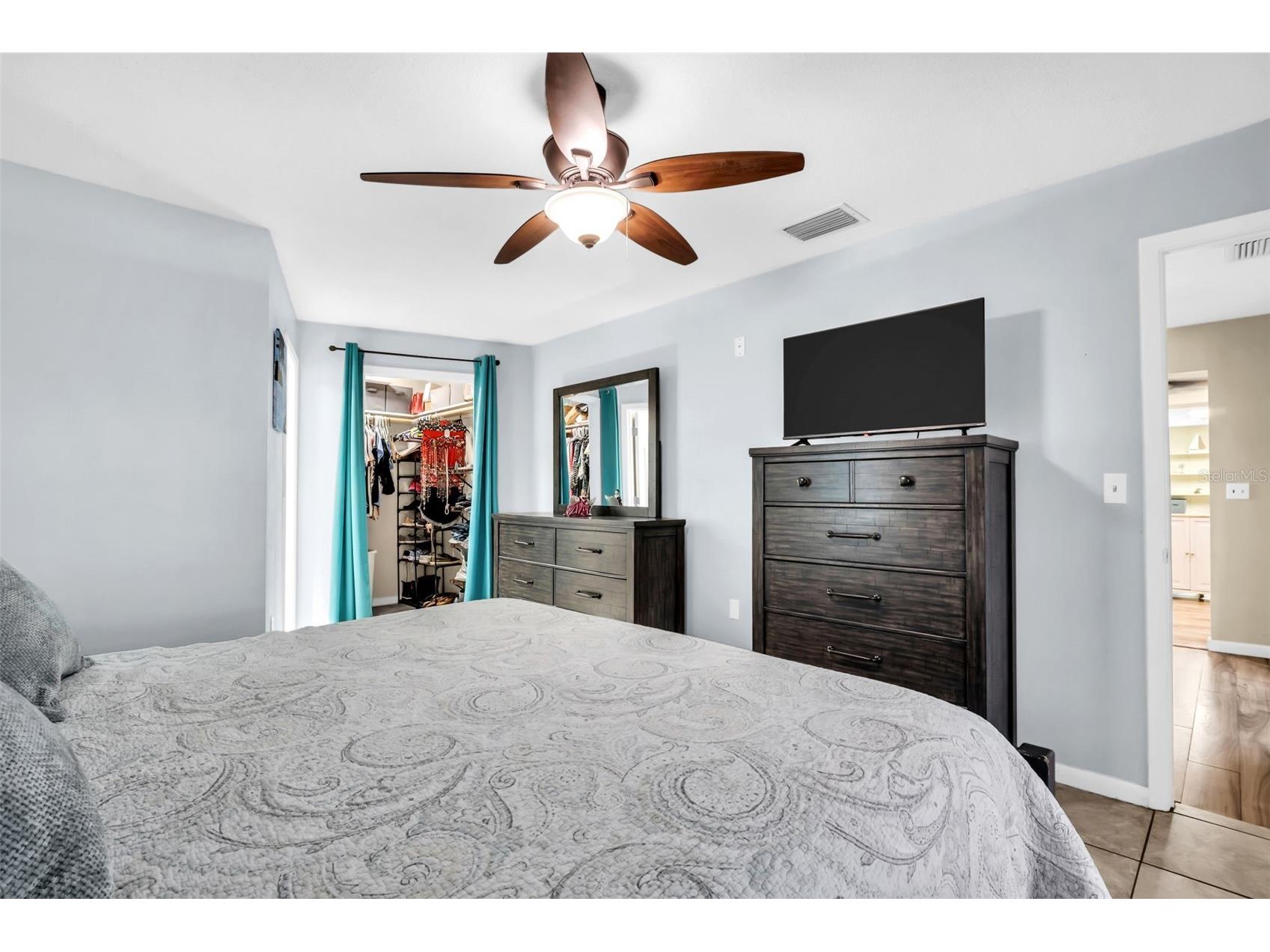 1505 Michigan Avenue Palm Harbor FL 34683 TB8496323 image19