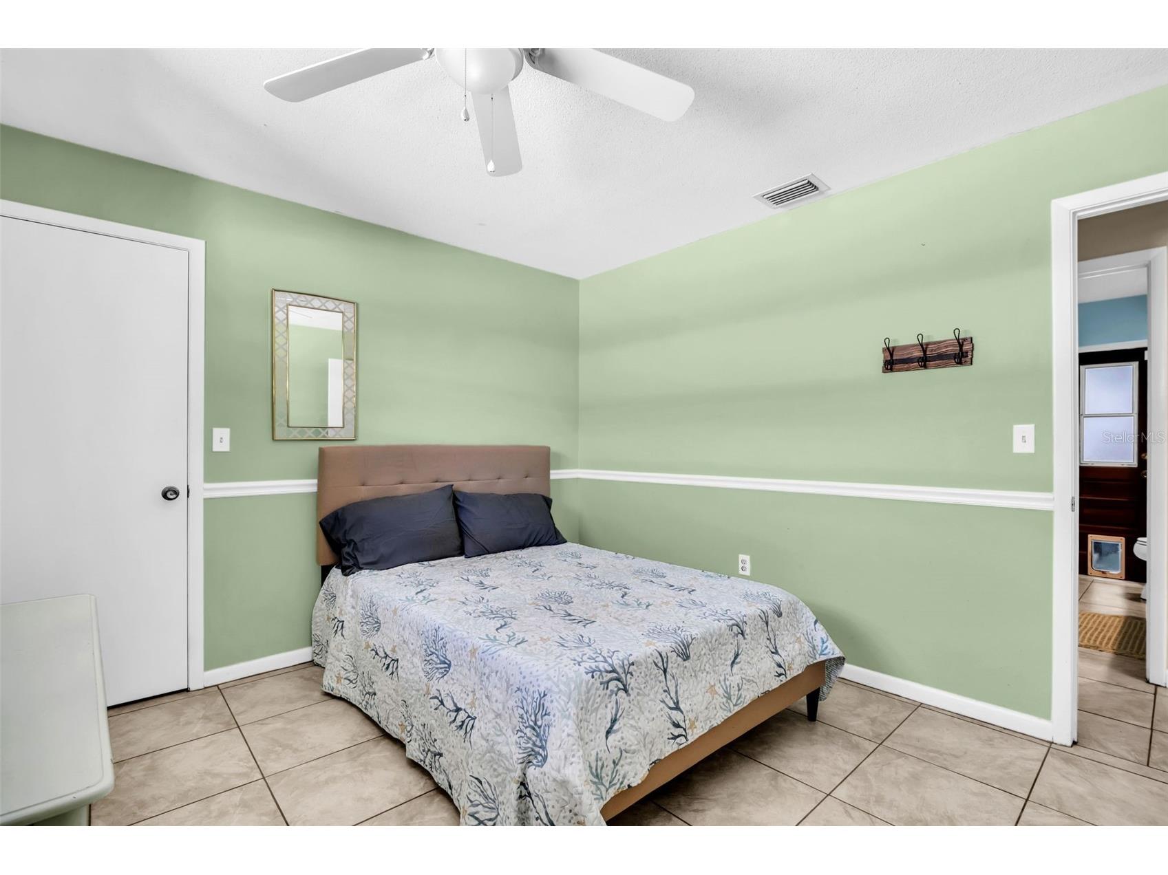 1505 Michigan Avenue Palm Harbor FL 34683 TB8496323 image26
