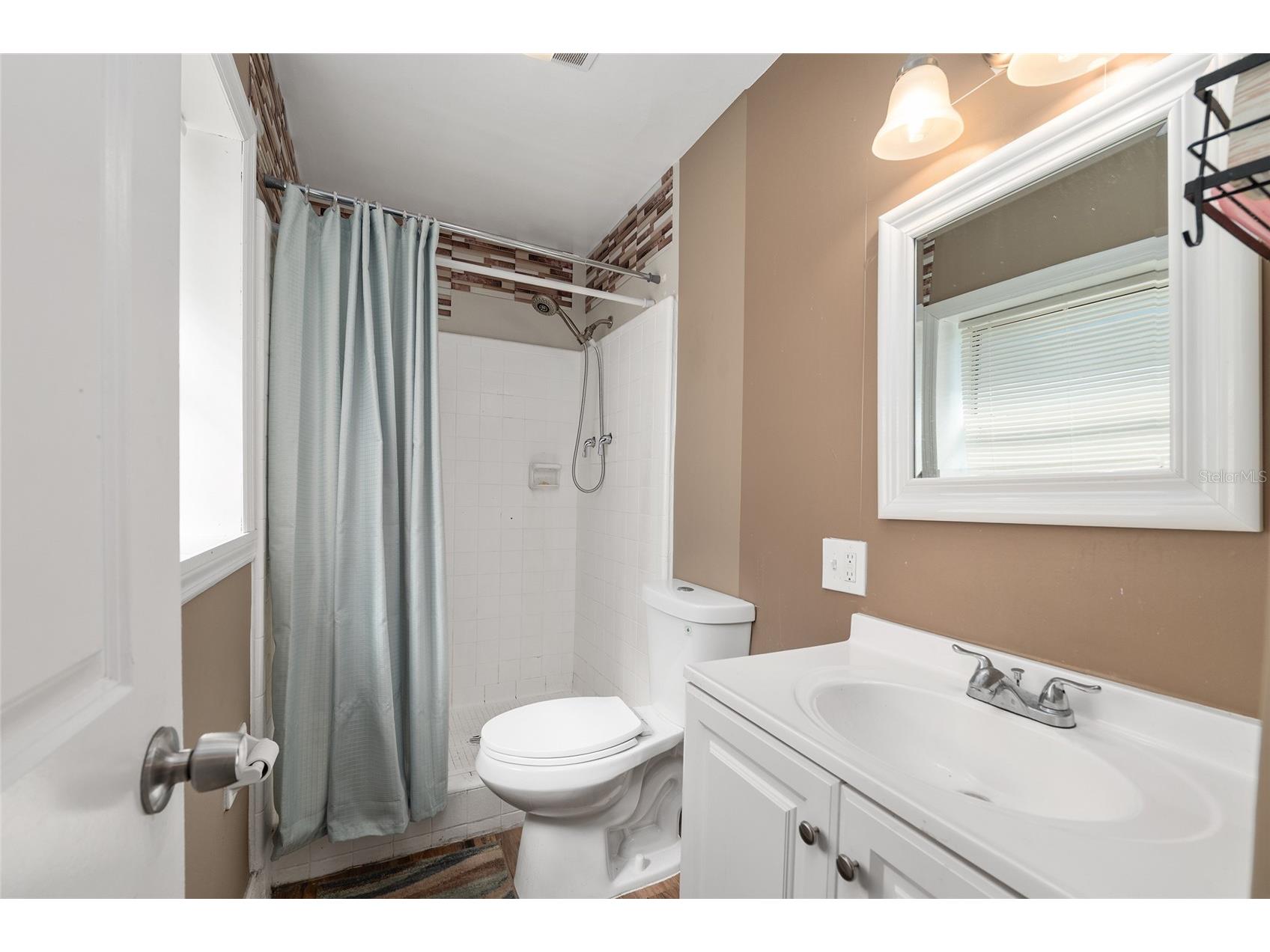 1505 NE 19th Lane Gainesville FL 32609 OM718043 image32