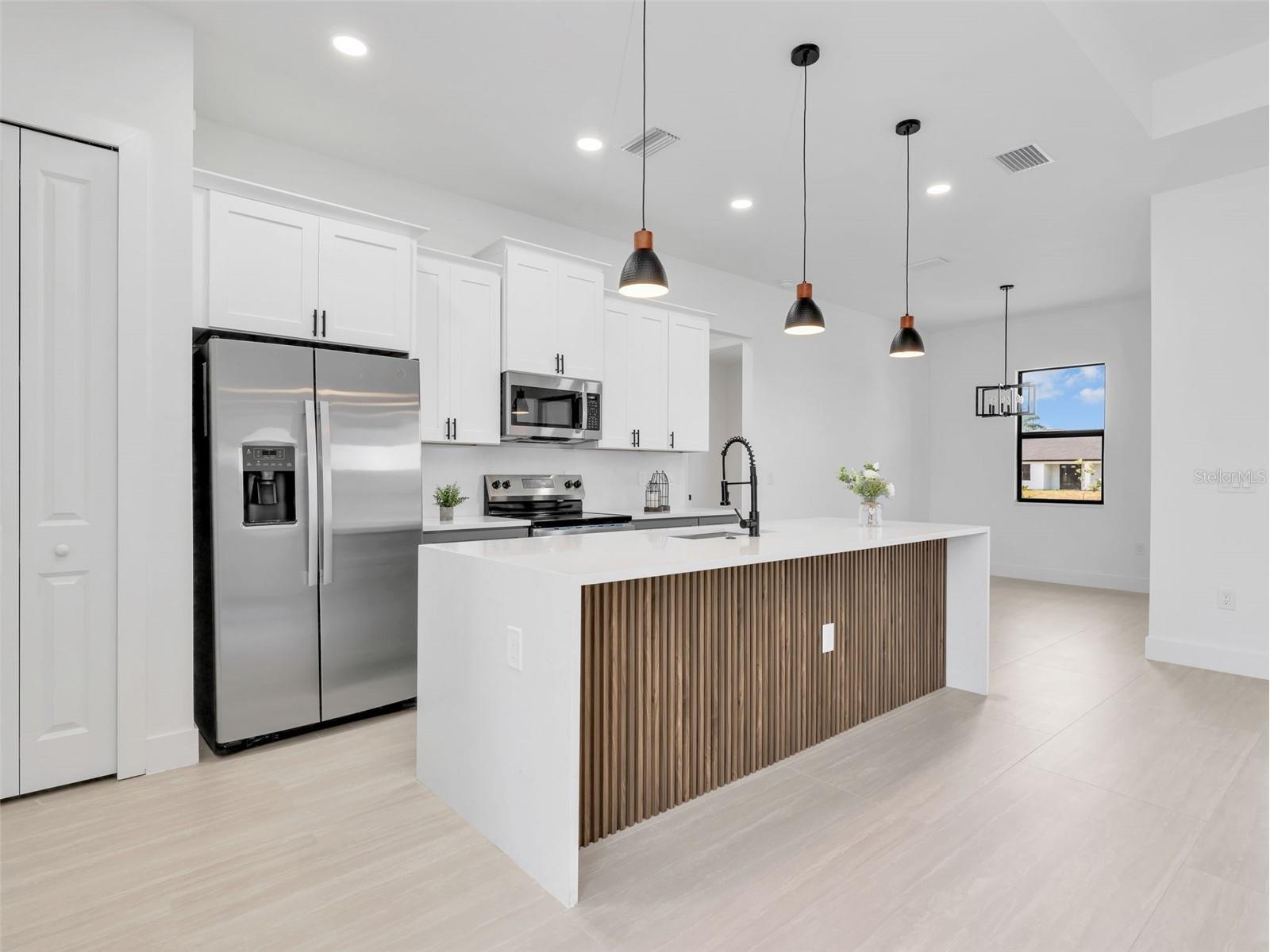 1505 NW 17th Street Cape Coral FL 33993 A4694955 image19