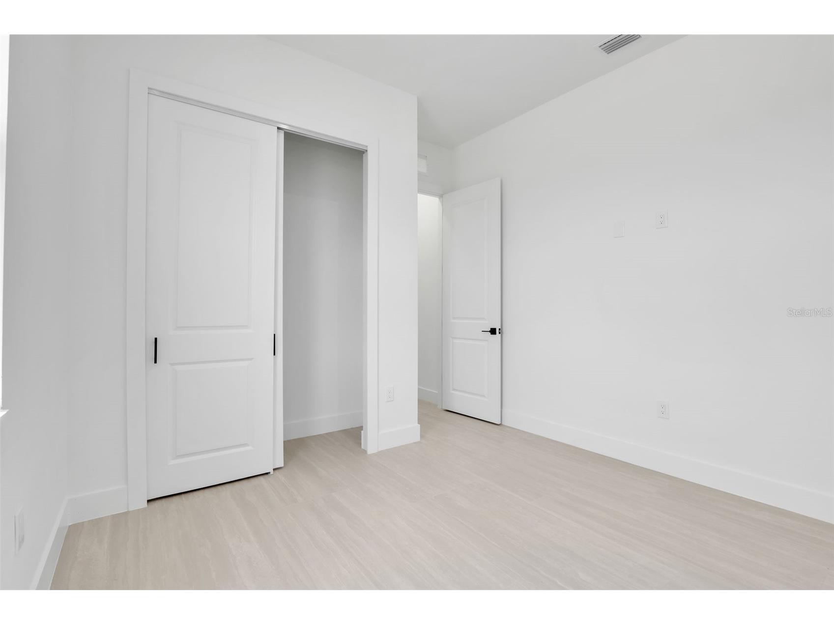1505 NW 17th Street Cape Coral FL 33993 A4694955 image26