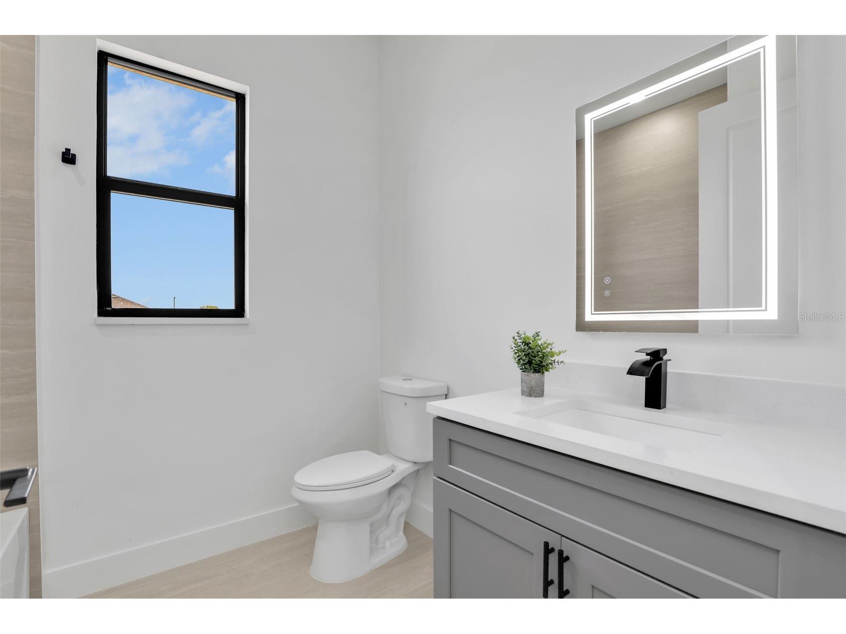 1505 NW 17th Street Cape Coral FL 33993 A4694955 image28