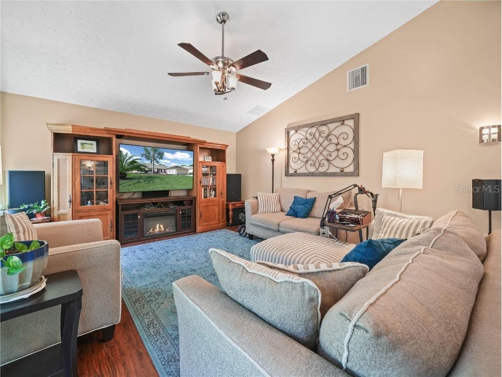 1506 Chamberlain Loop Lake Wales FL 33853 P4934401 image29