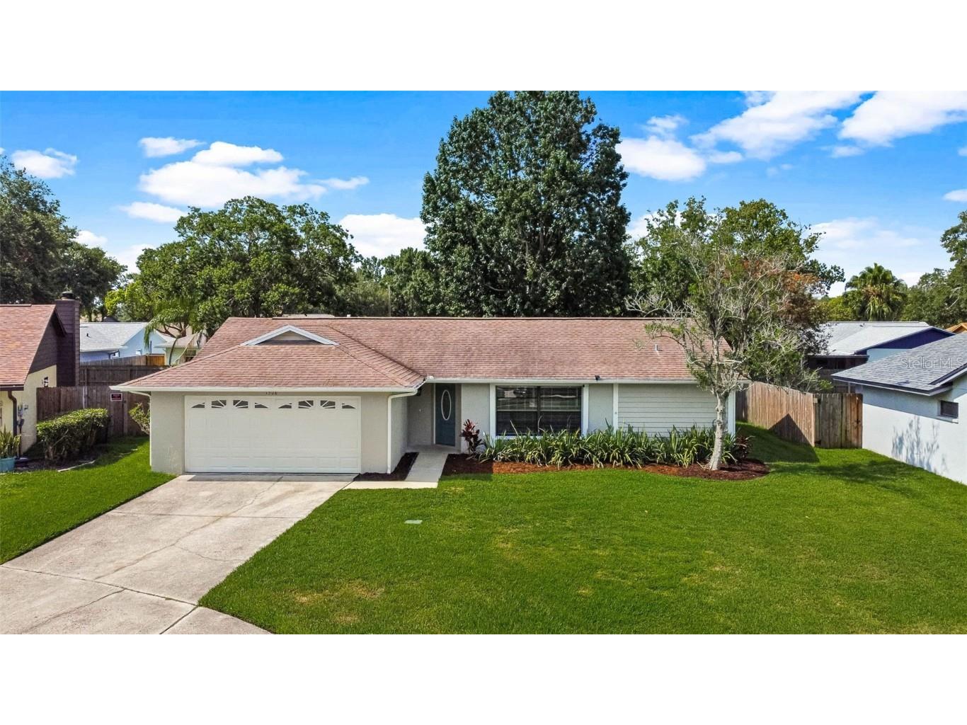 1506 Kestrel Way Brandon FL 33511 L4938145 image1