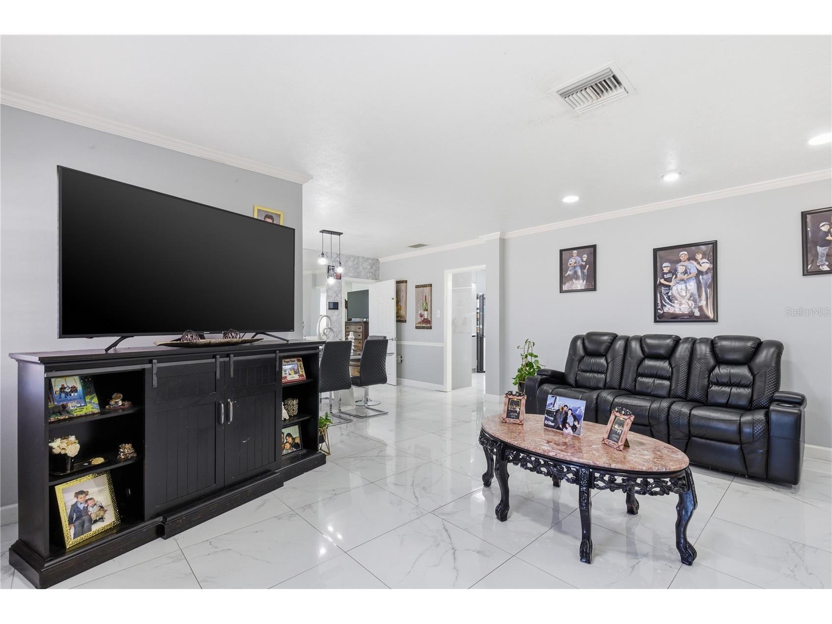 1506 S Oregon Circle Tampa FL 33612 TB8475079 image6