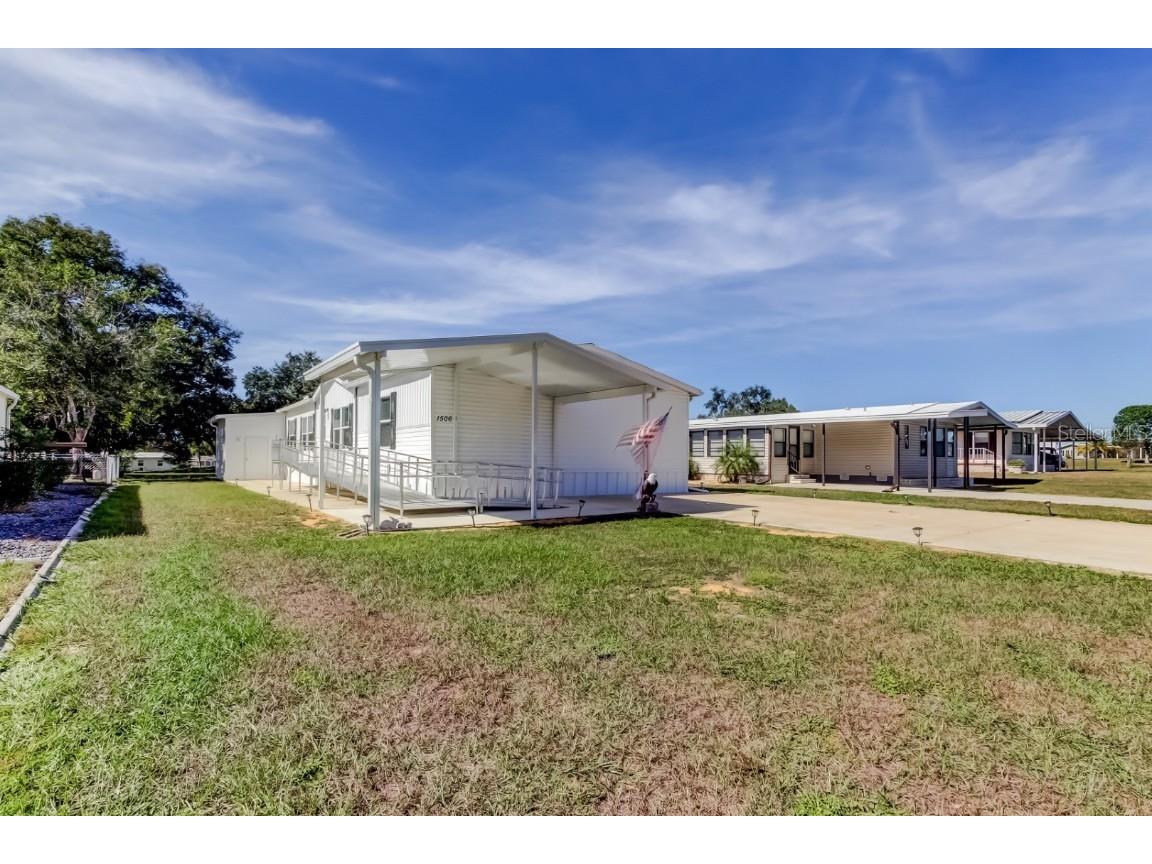 15061 Brookridge Boulevard Brooksville FL 34613 W7880747 image1