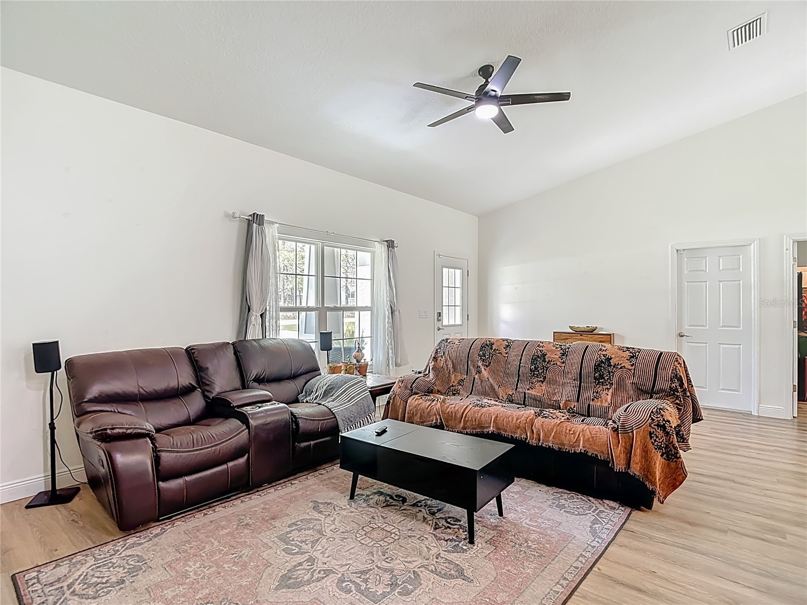 15062 Mount Ivy Road Weeki Wachee FL 34614 W7884324 image15