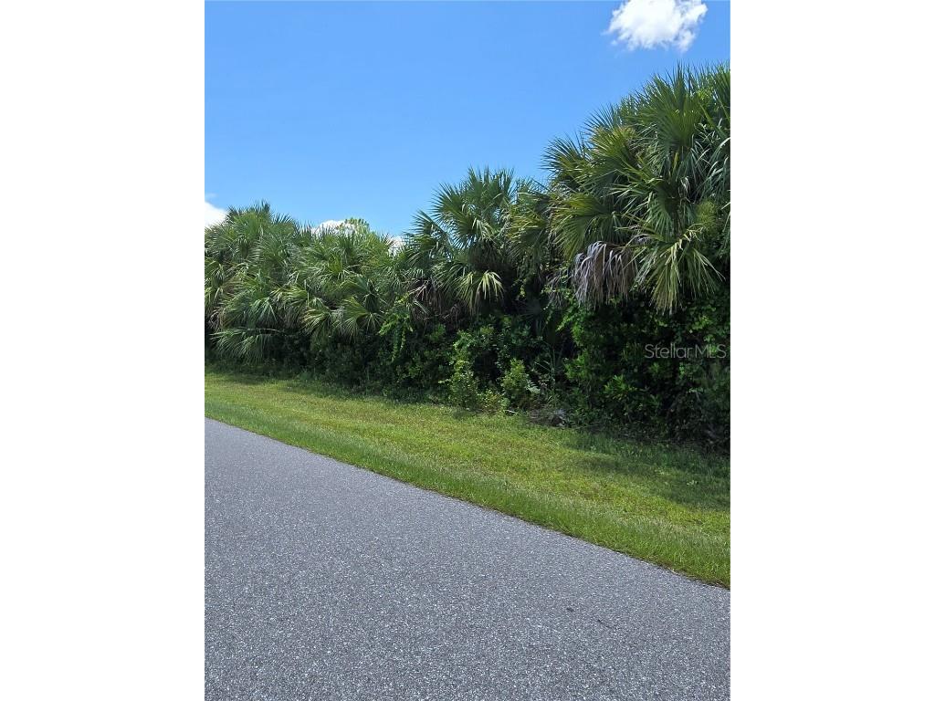 15065 Hennipen Circle Port Charlotte FL 33981 D6143325 image2