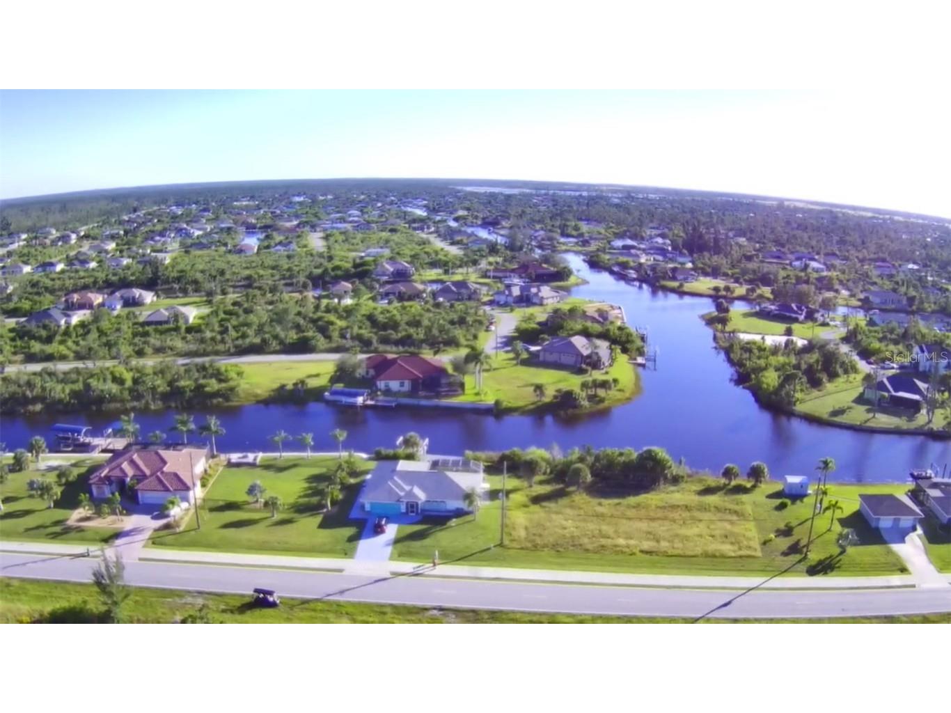 15065 Ingraham Boulevard Port Charlotte FL 33981 - AUTRY WATERWAY D6132961 image1