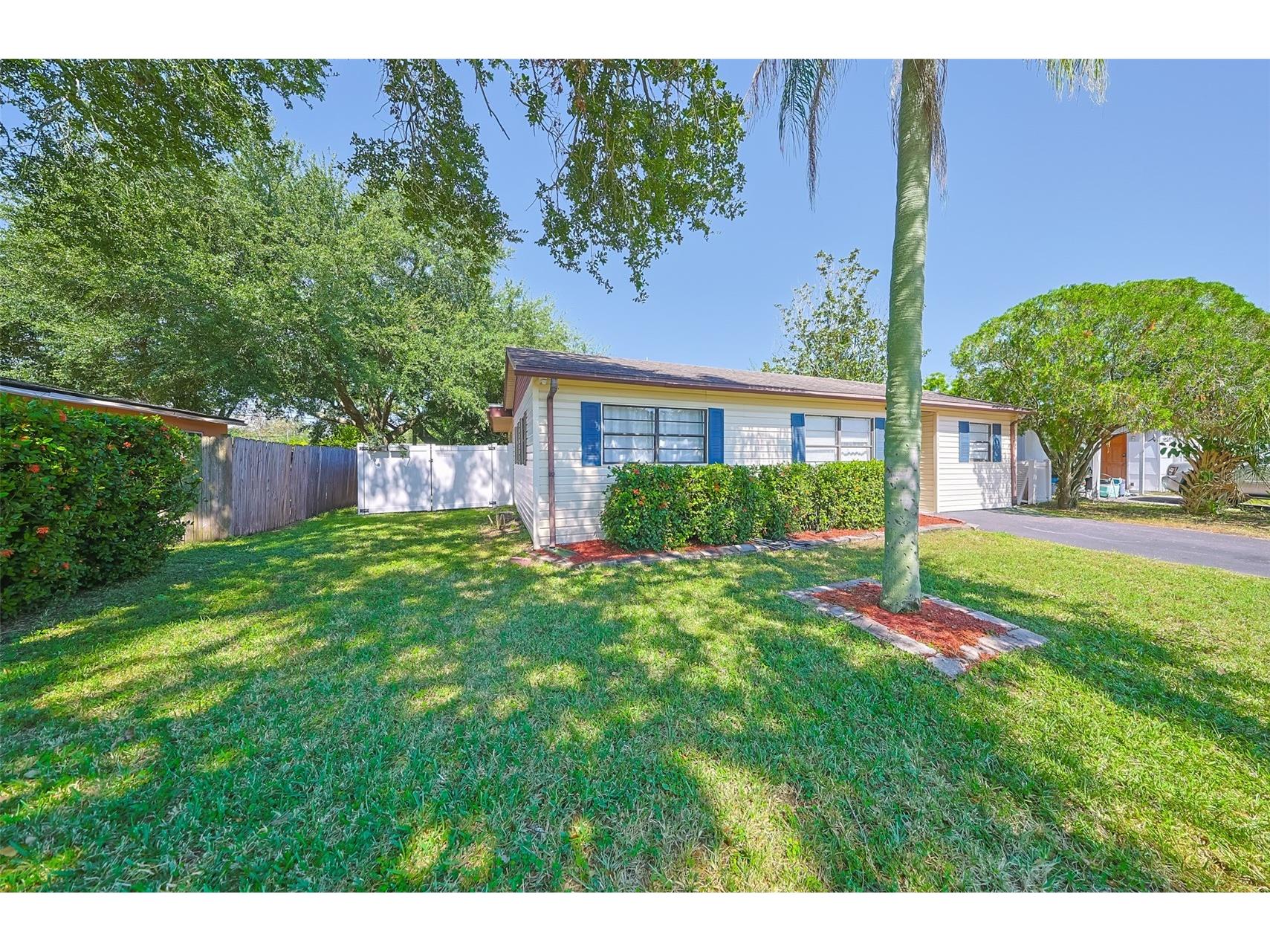 1507 76th Avenue N Saint Petersburg FL 33702 TB8440092 image4
