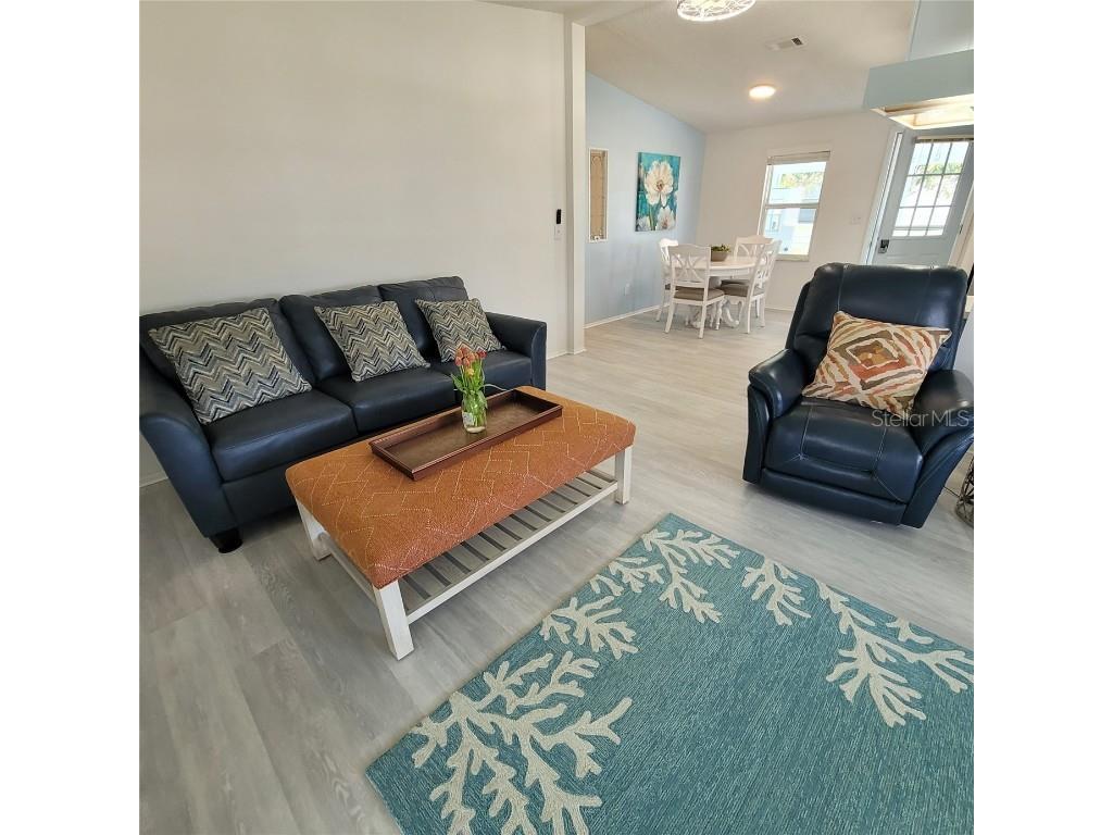 1507 E Schwartz Boulevard Lady Lake FL 32159 TB8411863 image2