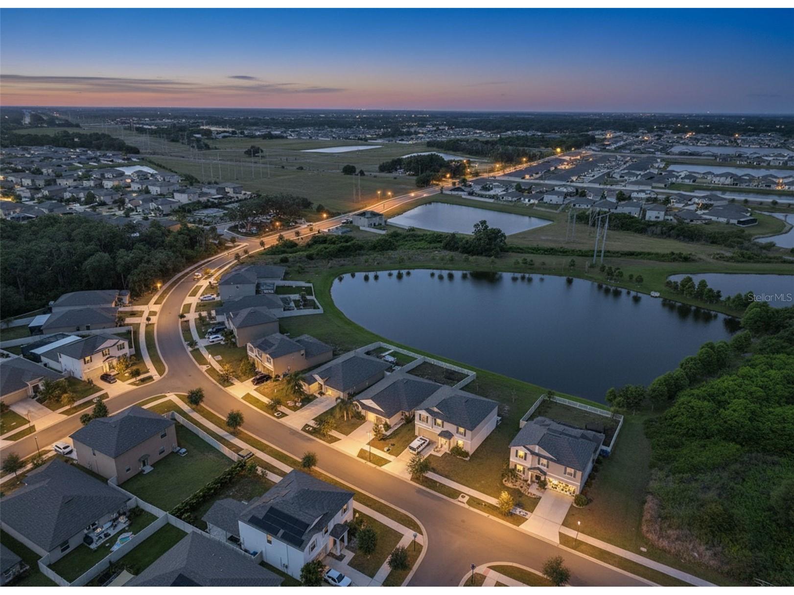 1507 Golden Glow Drive Ruskin FL 33570 TB8518790 image4