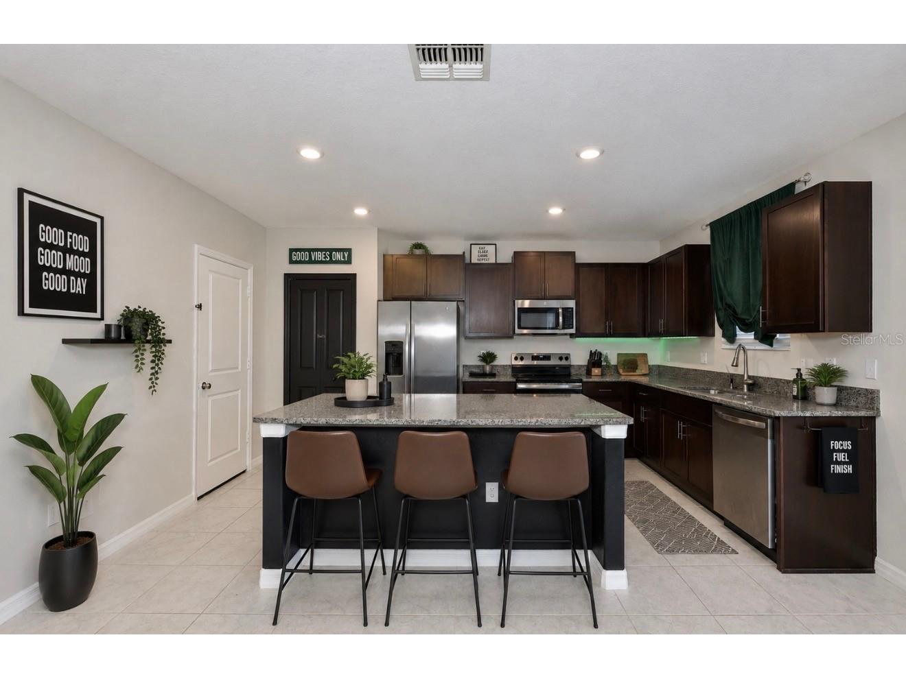 1507 Golden Glow Drive Ruskin FL 33570 TB8518790 image7