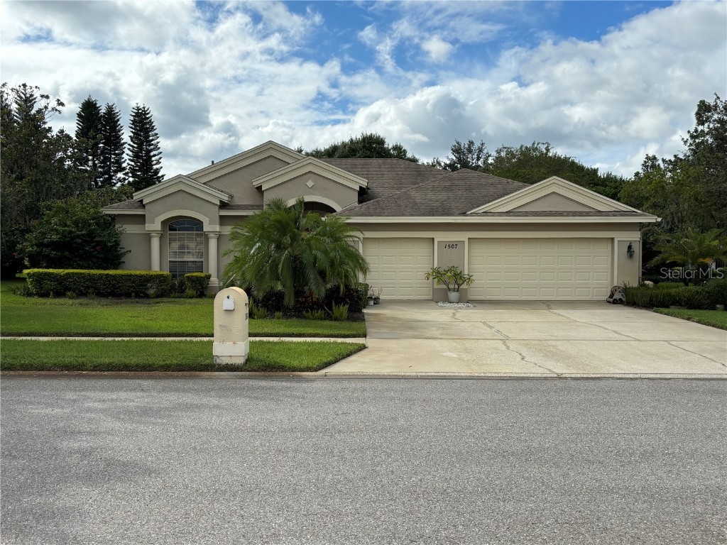 1507 Lake Parker Drive W Odessa FL 33556 U8216079 image1