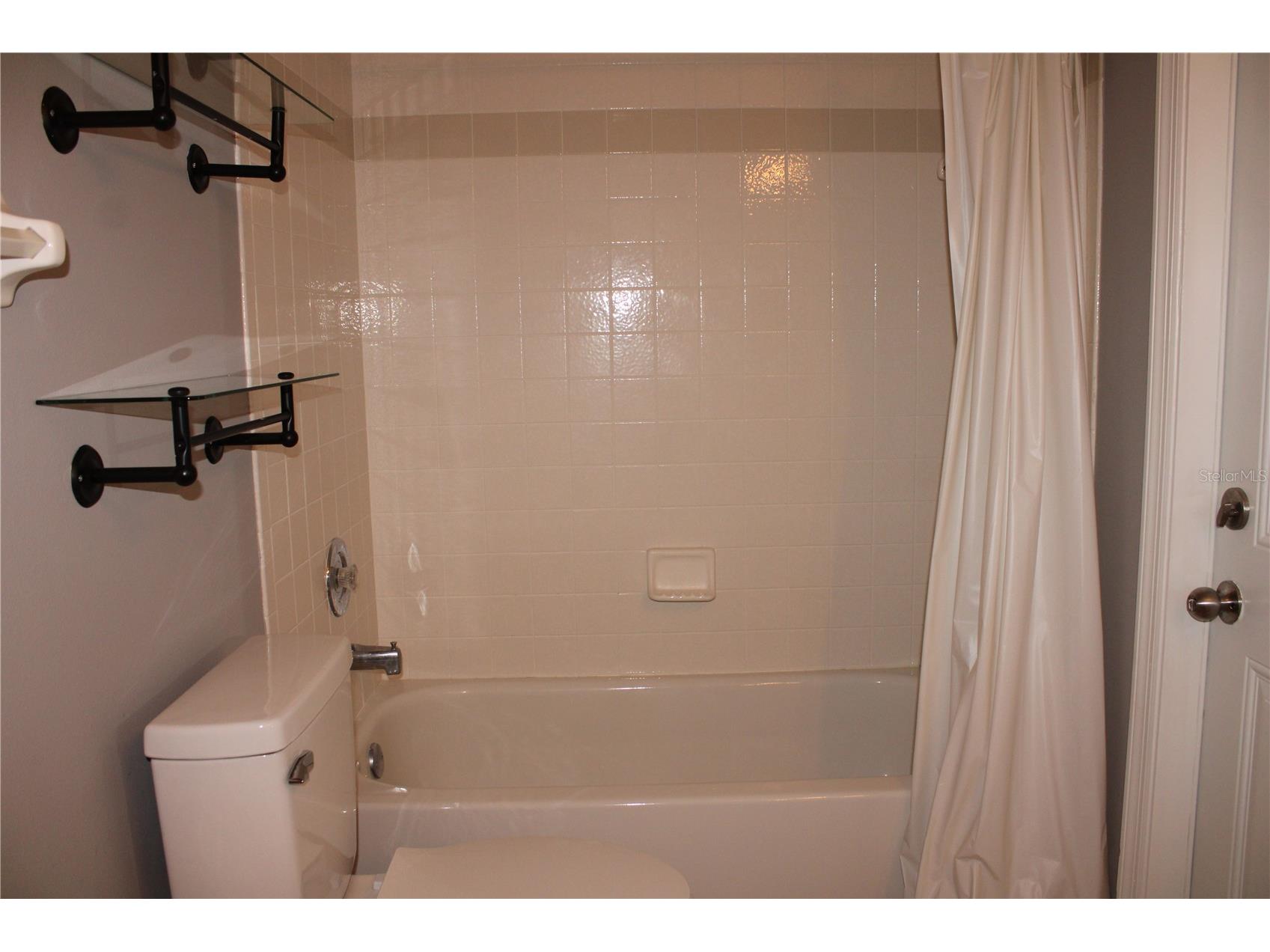 1507 Lantana Court Palmetto FL 34221 A4681892 image25