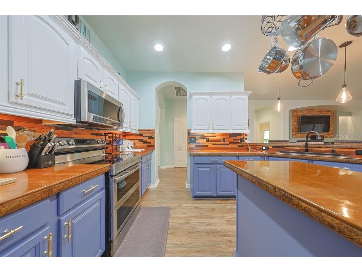 1507 Mira Lago Circle Ruskin FL 33570 TB8439678 image20