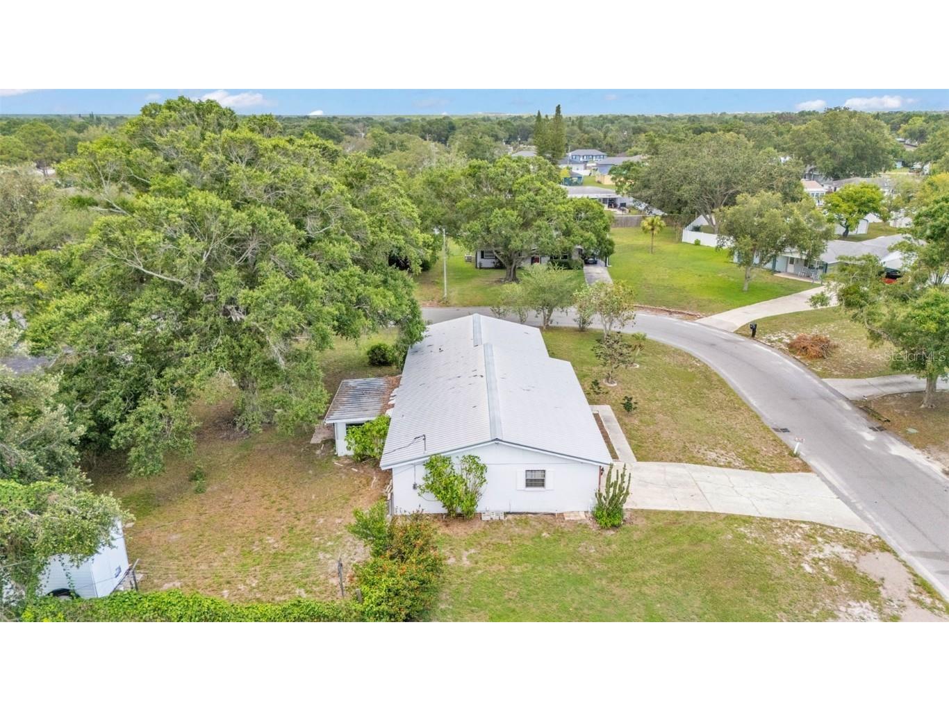 1507 Neptune Drive Lakeland FL 33801 L4952966 image39