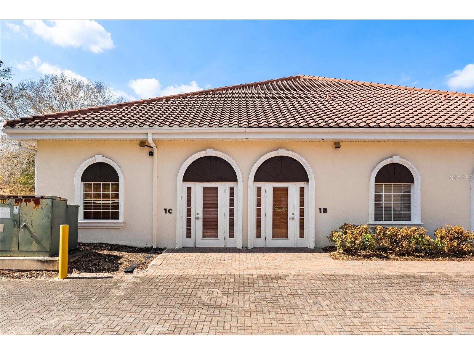 1507 Park Center Drive #B & C Orlando FL 32835 O6383560 image1