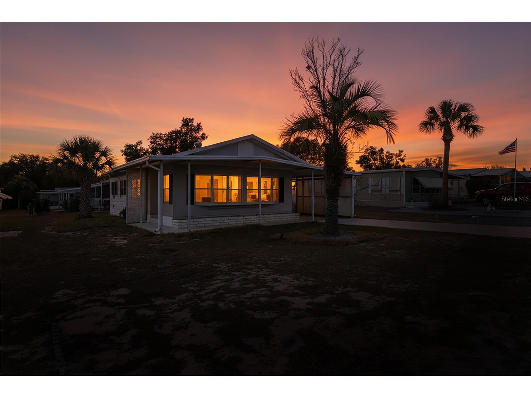 15071 Rialto Avenue Brooksville FL 34613 W7883653 image1