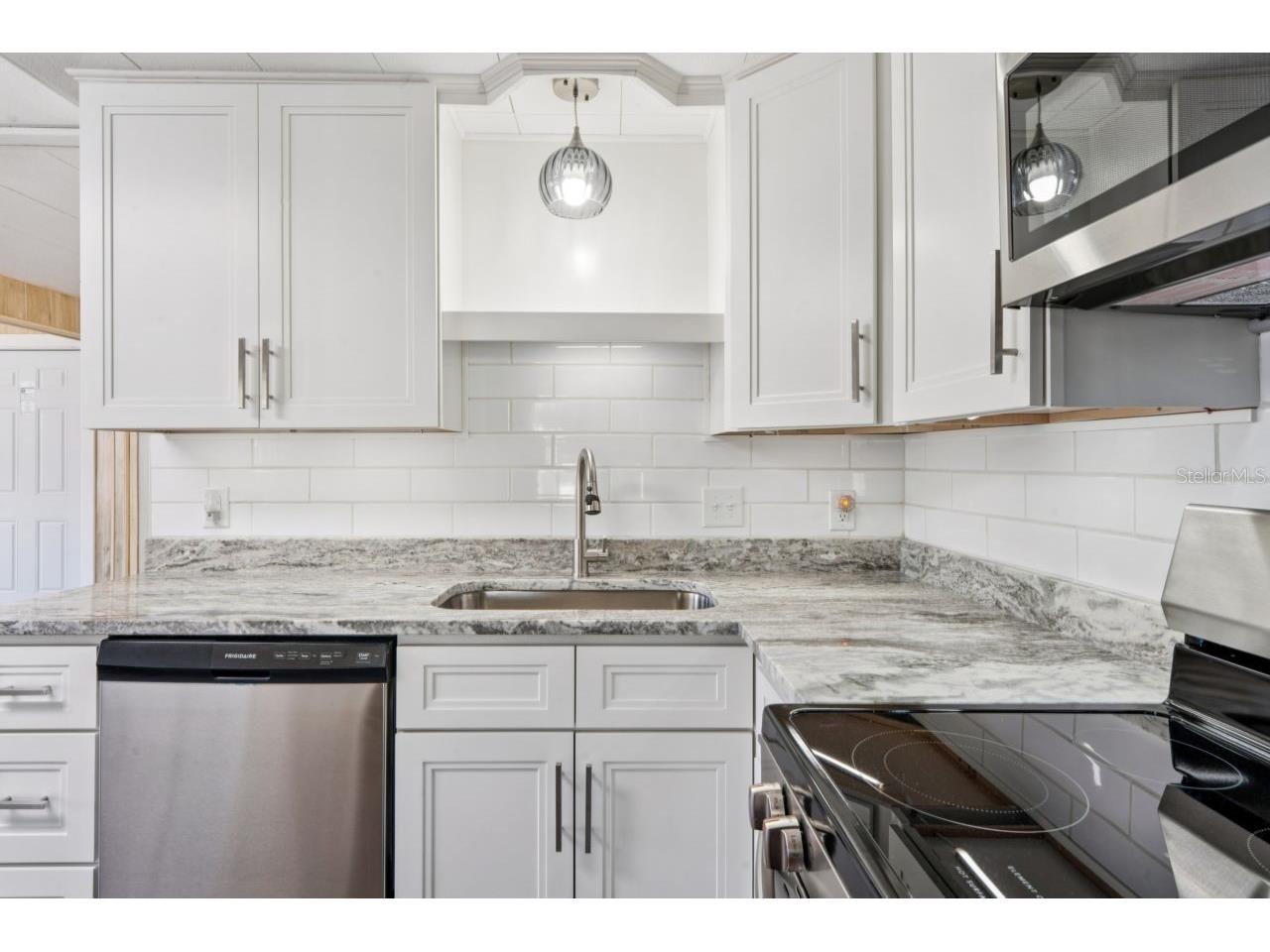 15071 Rialto Avenue Brooksville FL 34613 W7883653 image5