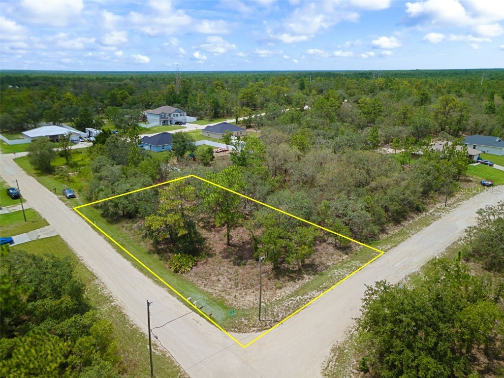 15075 Snowy Owl Avenue Weeki Wachee FL 34614 W7857526 image1