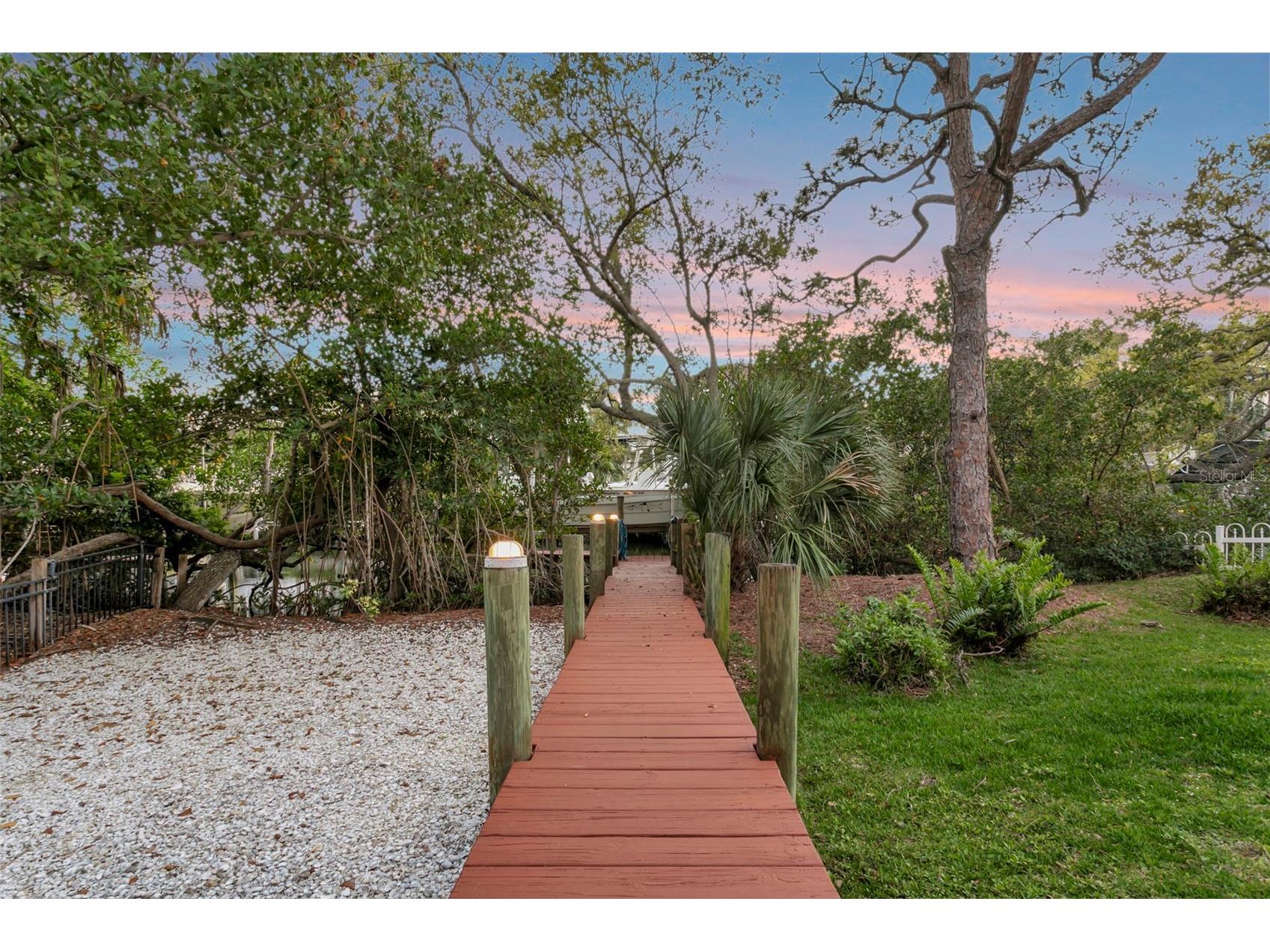 1508 Bowlees Cove Bradenton FL 34207 - CRYSTAL CANAL A4684916 image86