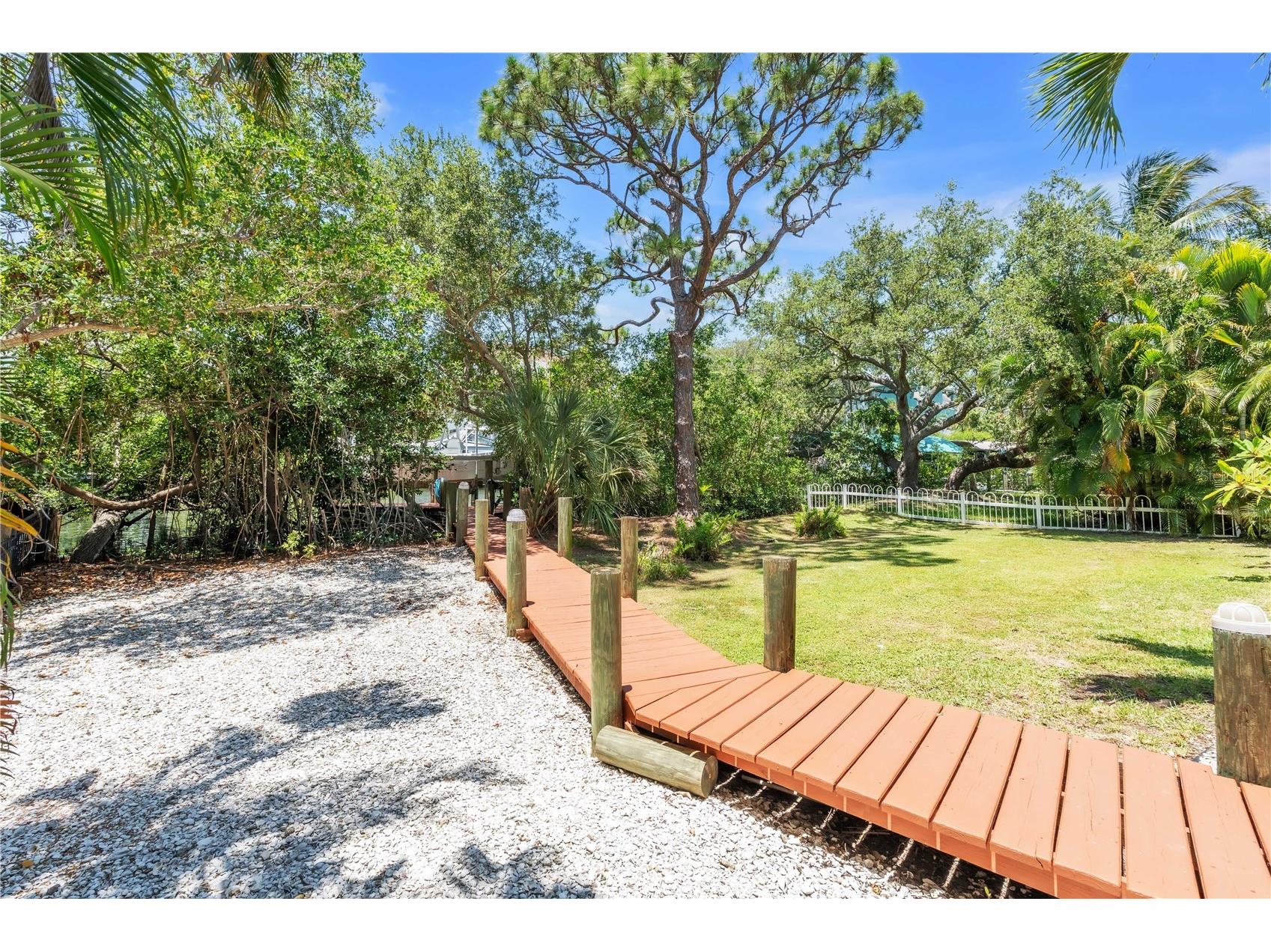 1508 Bowlees Cove Bradenton FL 34207 - CRYSTAL CANAL A4696507 image32