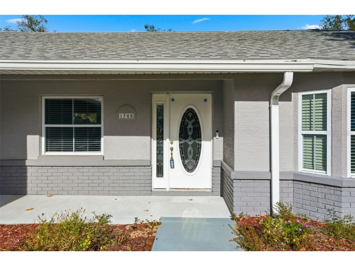 1508 Gold Road Spring Hill FL 34609 W7881539 image3