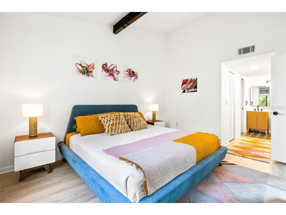 1508 Pelican Cove Road #230 Sarasota FL 34231 A4666819 image19