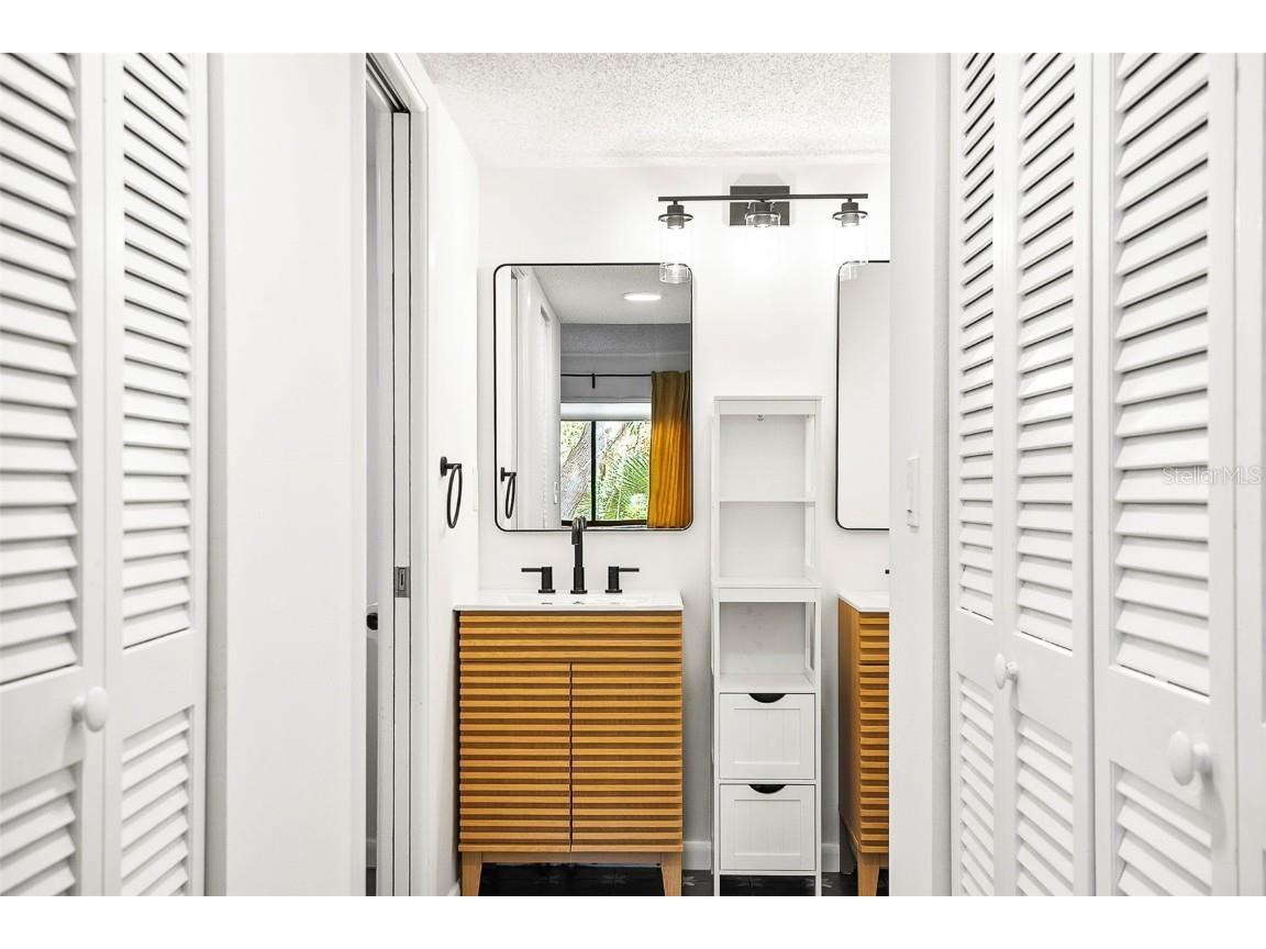 1508 Pelican Cove Road #230 Sarasota FL 34231 A4666819 image22