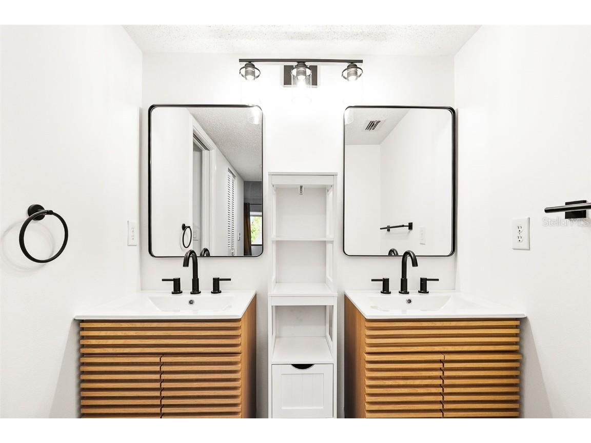 1508 Pelican Cove Road #230 Sarasota FL 34231 A4666819 image24