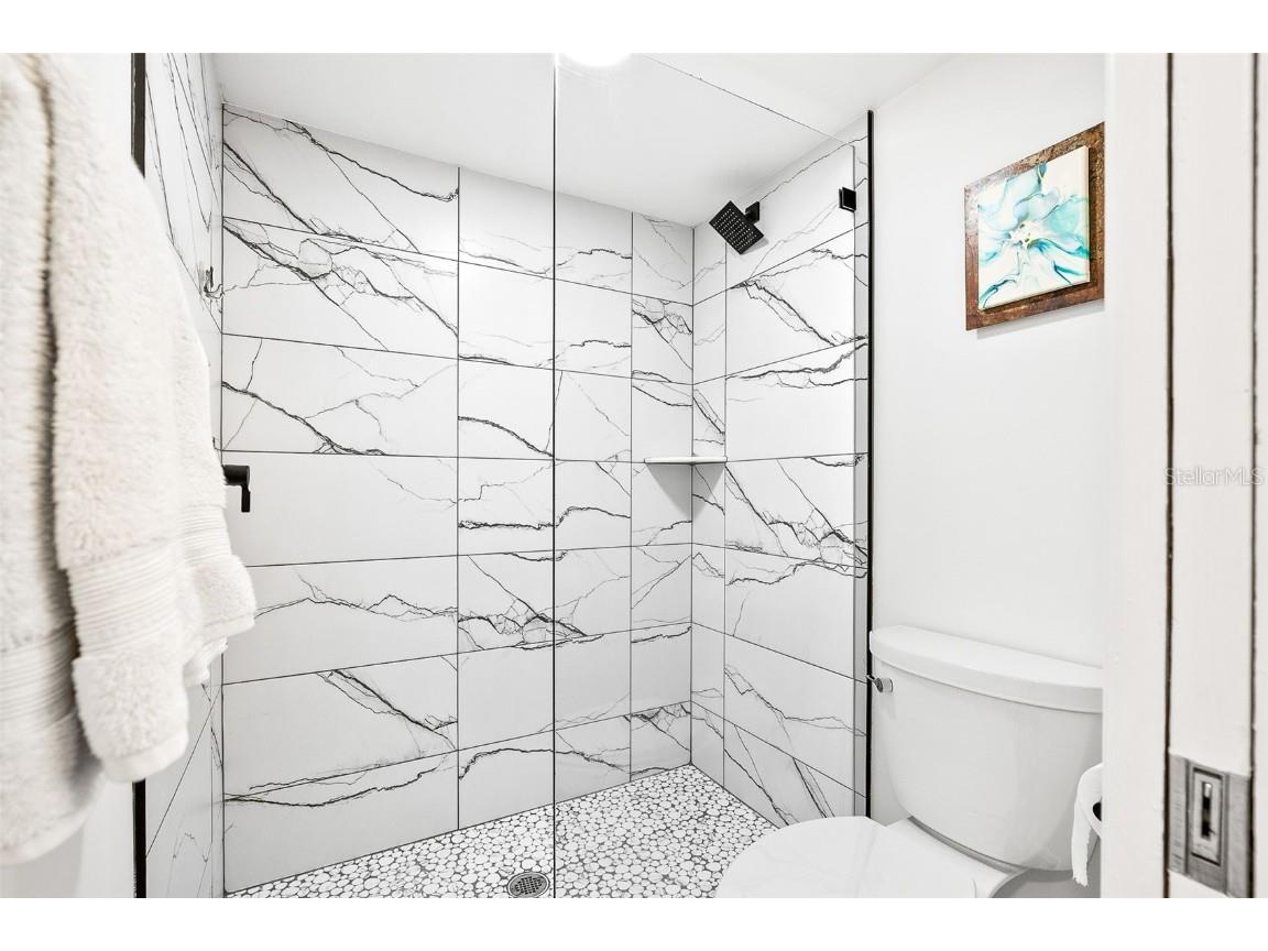 1508 Pelican Cove Road #230 Sarasota FL 34231 A4666819 image25