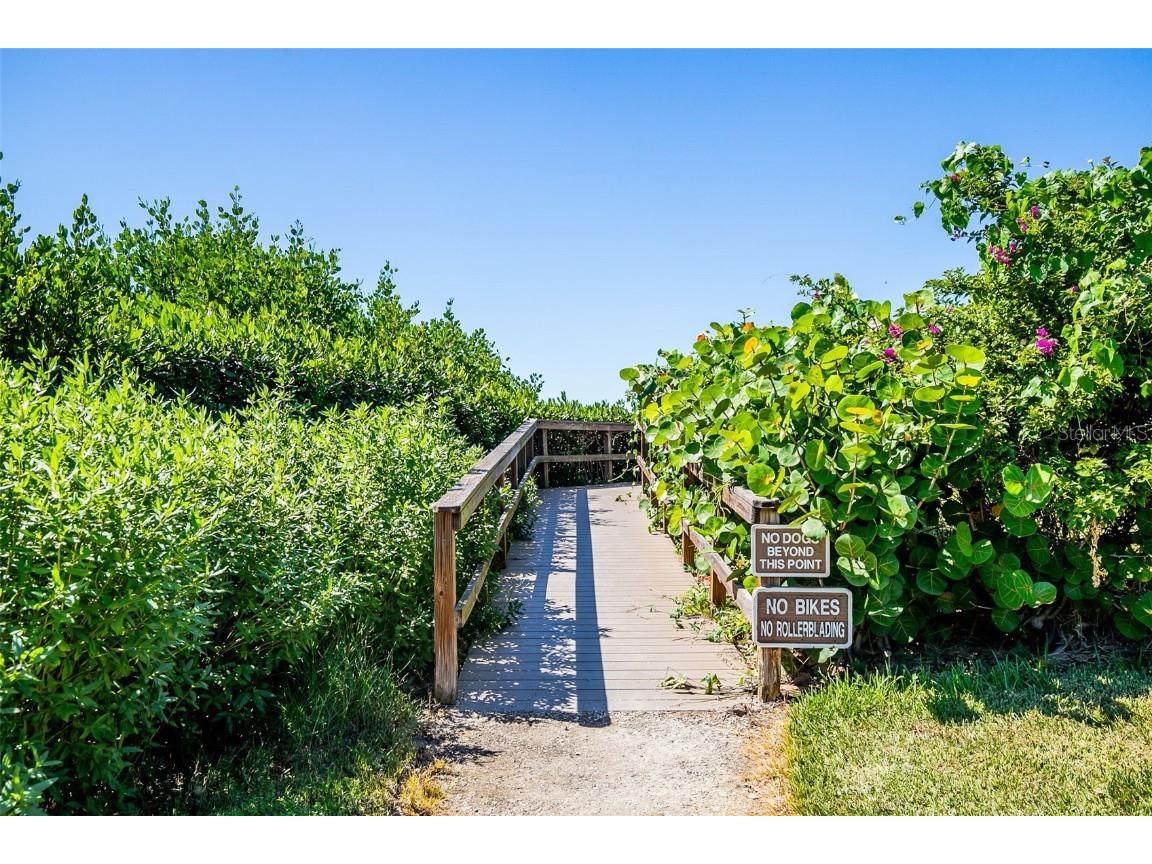 1508 Pelican Cove Road #230 Sarasota FL 34231 A4666819 image61