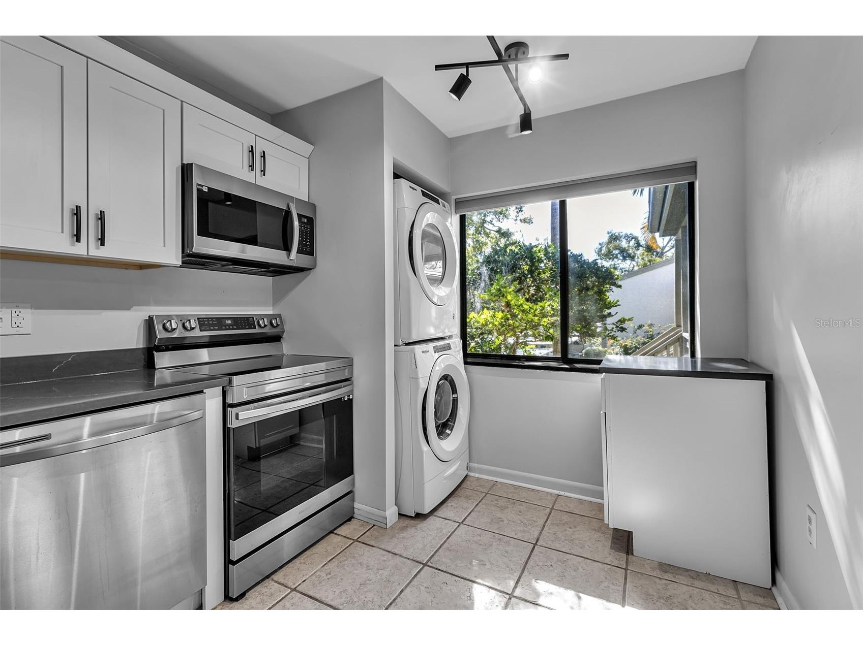 1508 Pelican Cove Road #231 Sarasota FL 34231 A4672241 image10