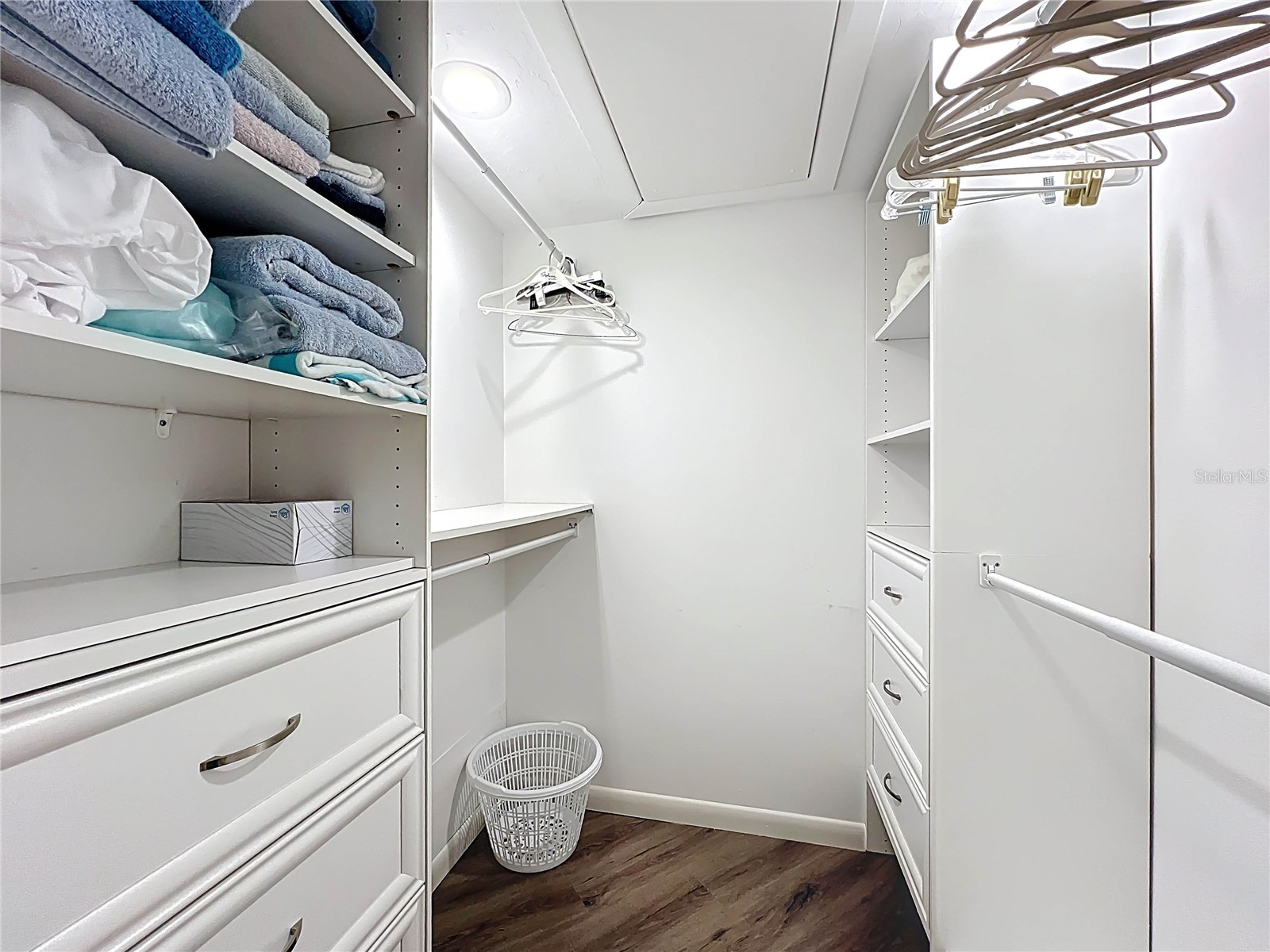 1508 Pelican Cove Road #GR232 Sarasota FL 34231 A4680245 image19