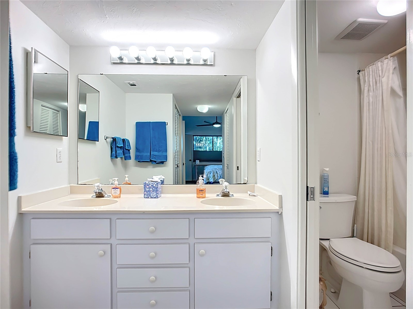 1508 Pelican Cove Road #GR232 Sarasota FL 34231 A4680245 image22