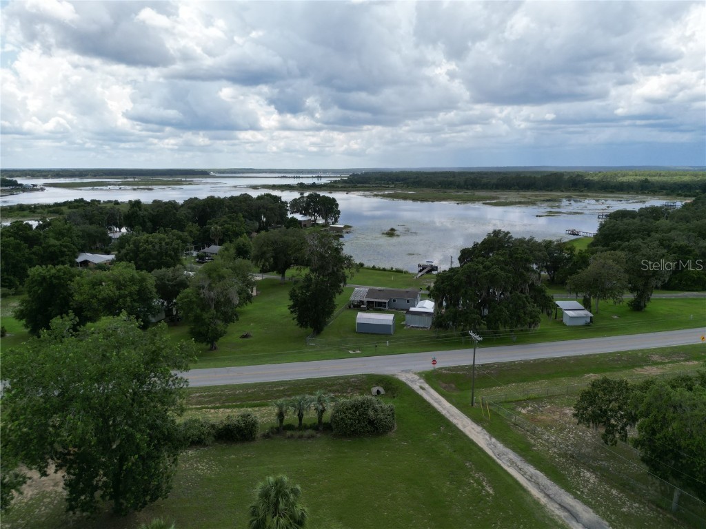 15080 NE 242nd Avenue Salt Springs FL 32134 - LITTLE LAKE KERR OM712484 image1