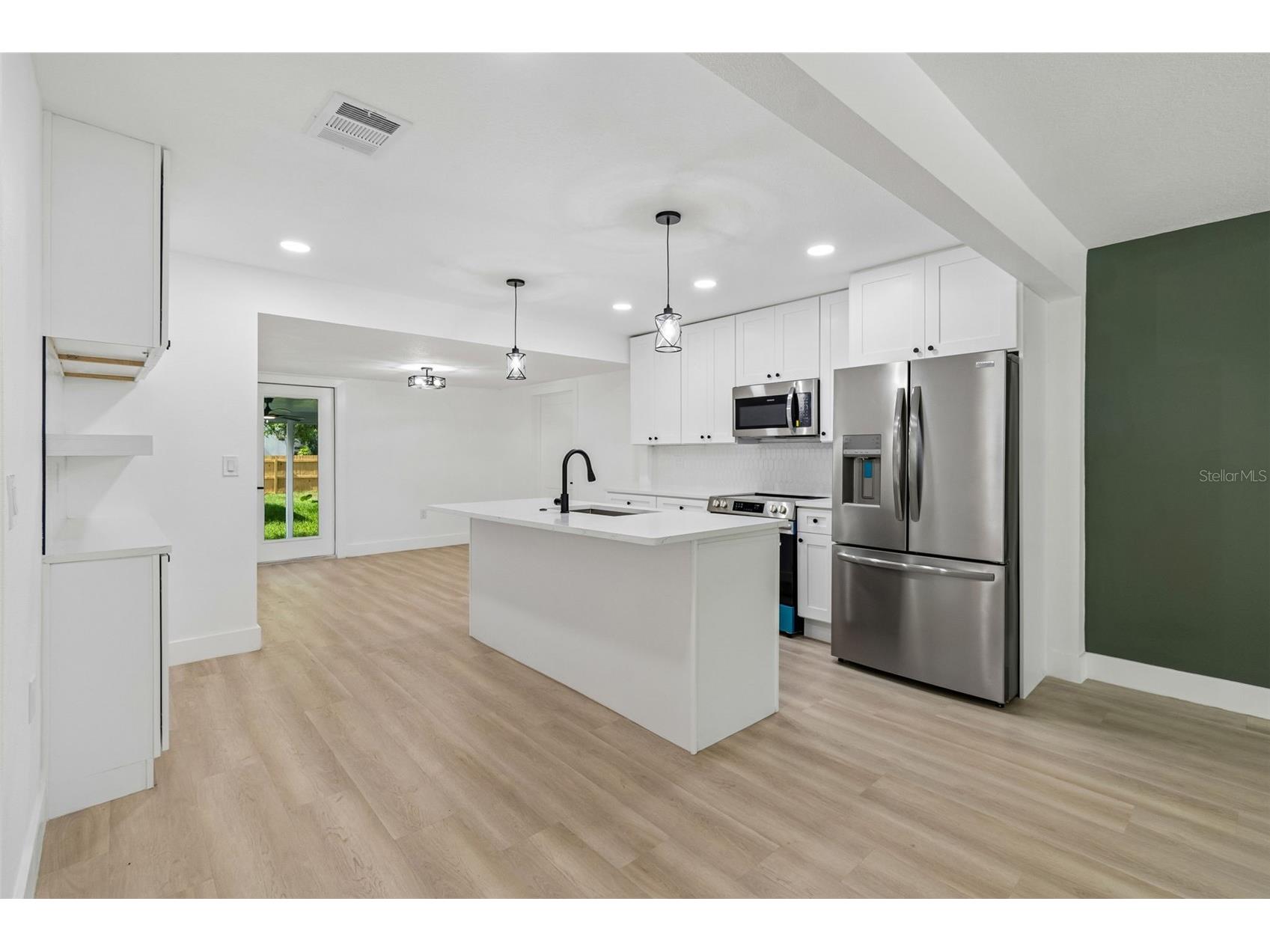 1509 15th Ave W Bradenton FL 34205 TB8527812 image16